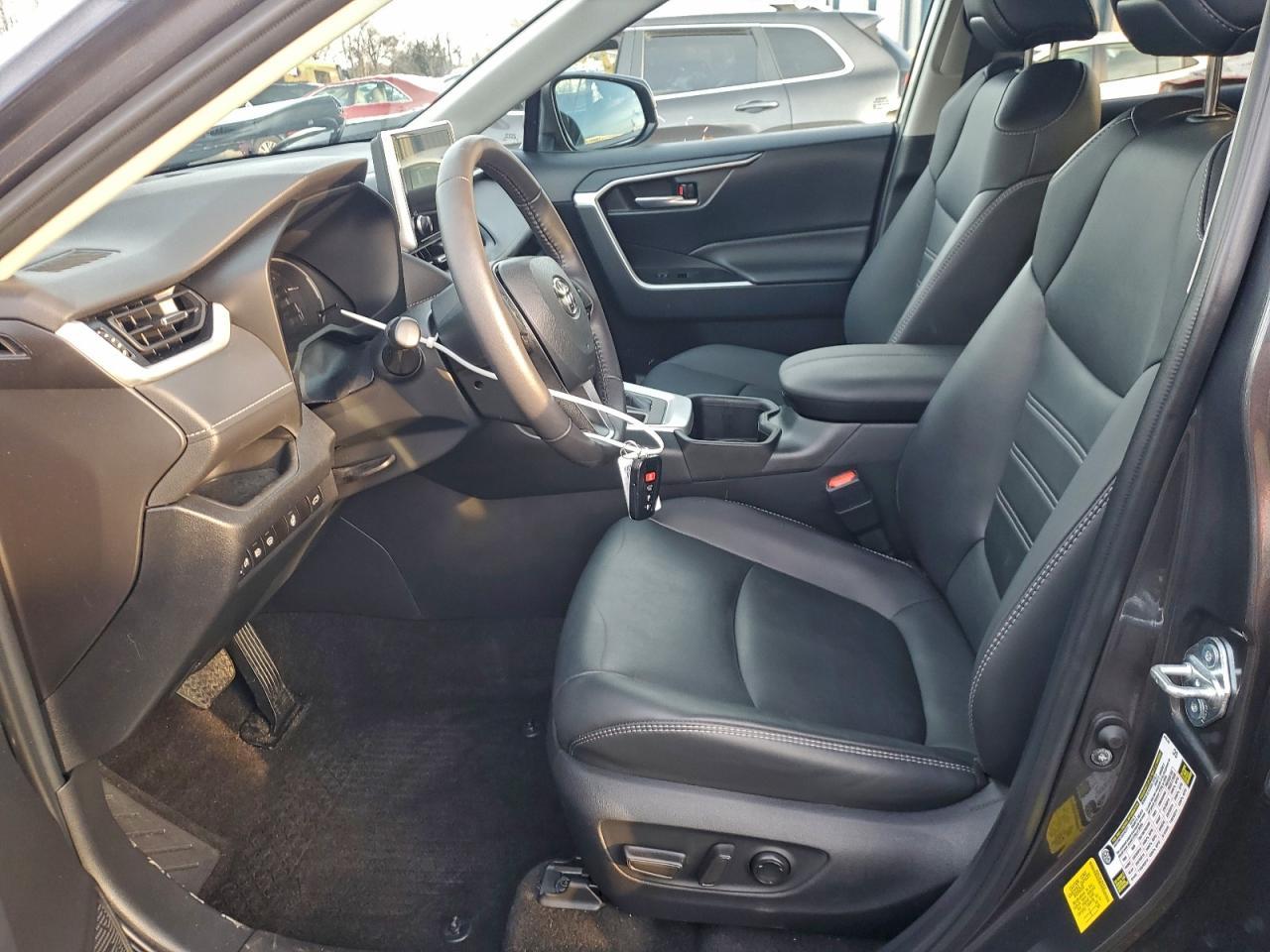 2023 Toyota Rav4 Xle Premium - Фото 7