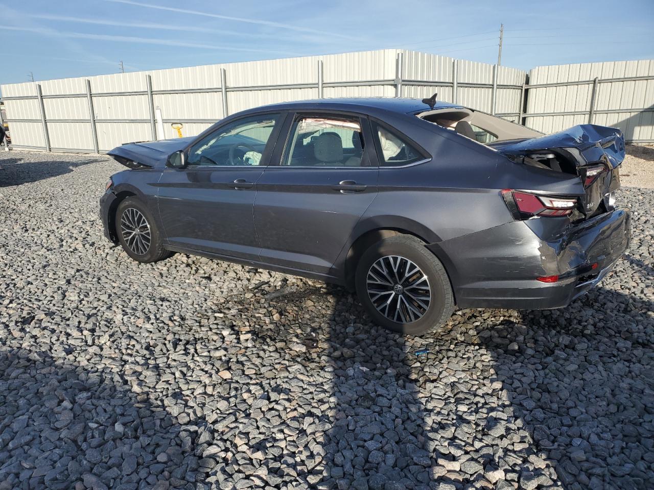 2021 Volkswagen Jetta S - Фото 2
