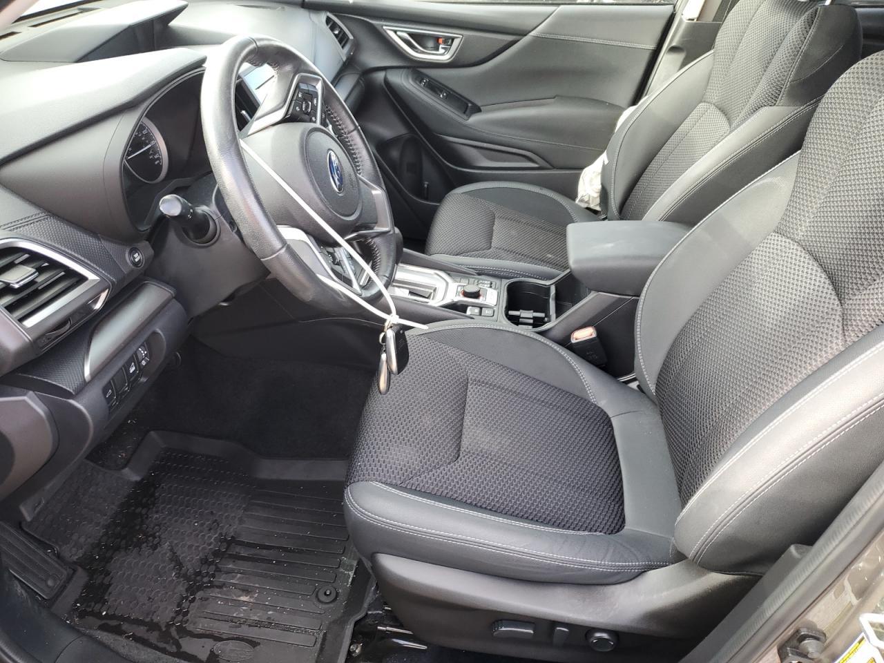 2019 Subaru Forester Premium - Фото 7