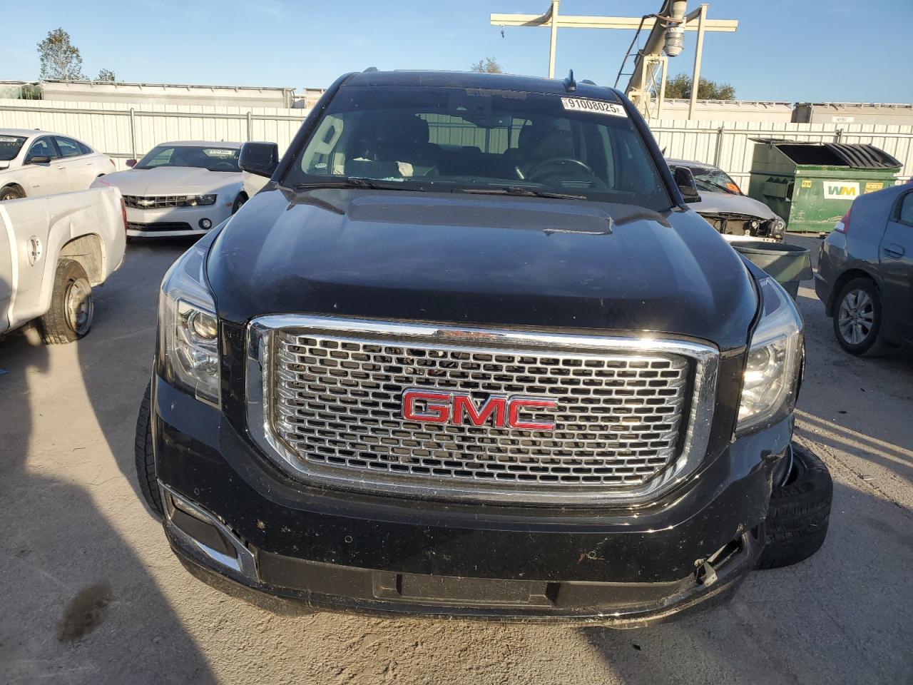 2017 GMC Yukon Denali - Фото 5