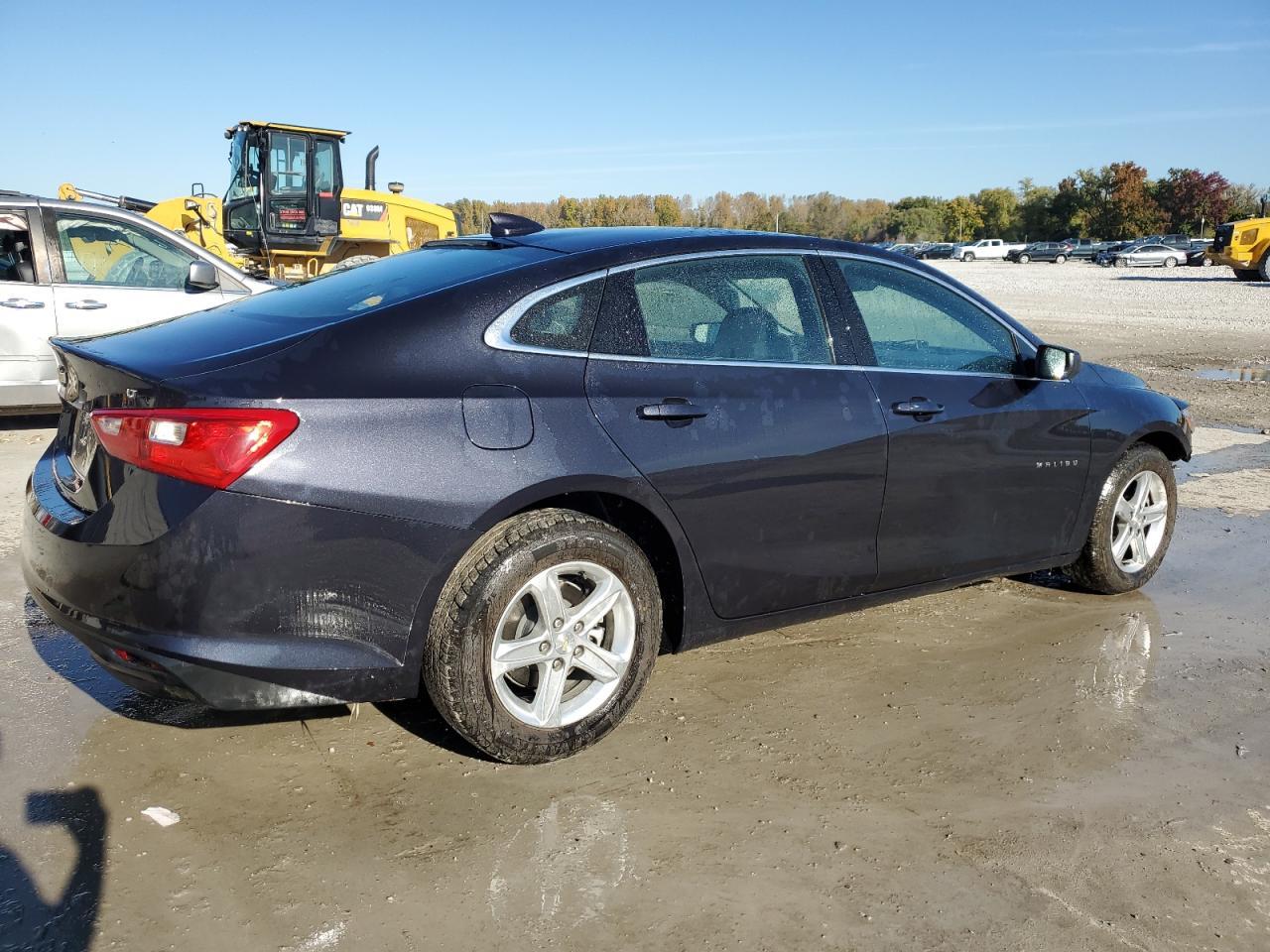 2023 Chevrolet Malibu Lt - Фото 3
