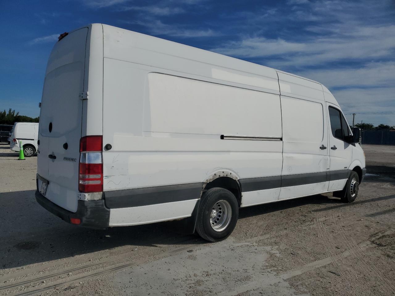 2013 Mercedes-Benz Sprinter 3500 - Фото 3
