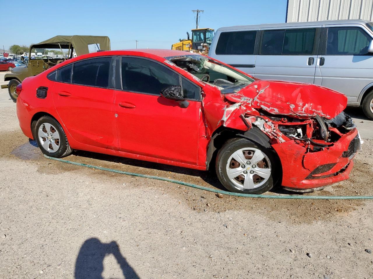 2017 Chevrolet Cruze Ls - Фото 4