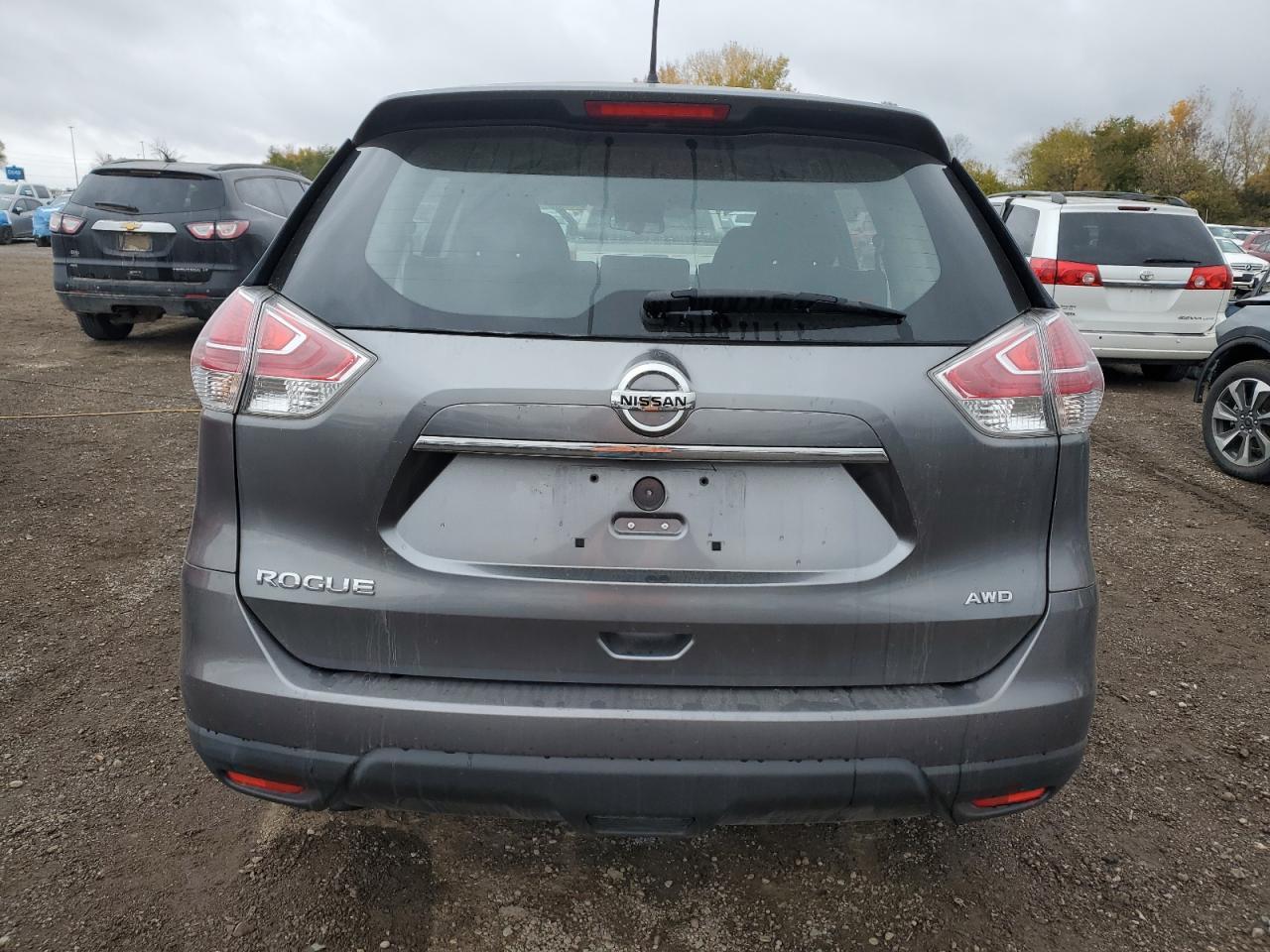 2016 Nissan Rogue S - Image 6