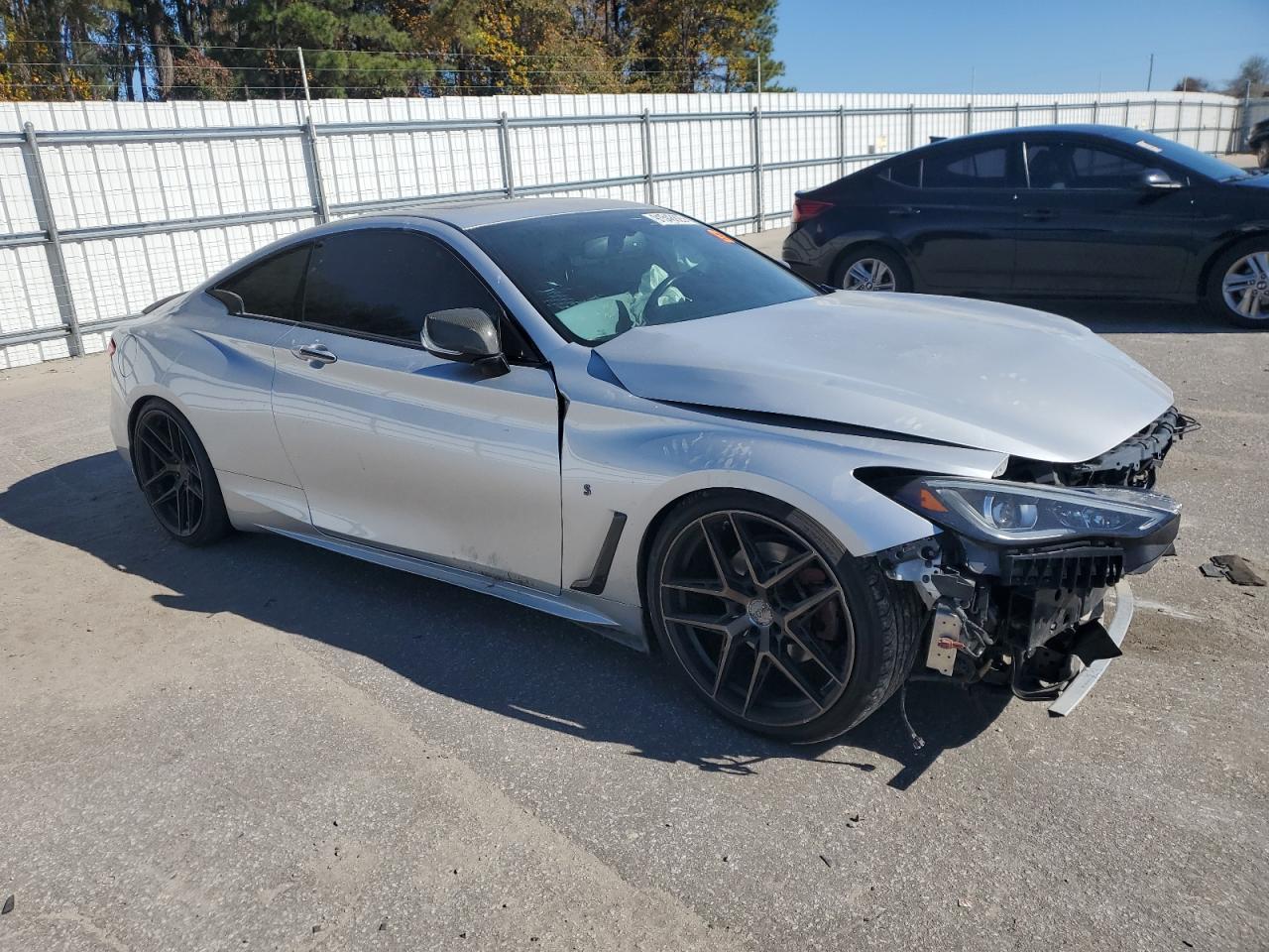 2017 Infiniti Q60 Premium - Фото 4