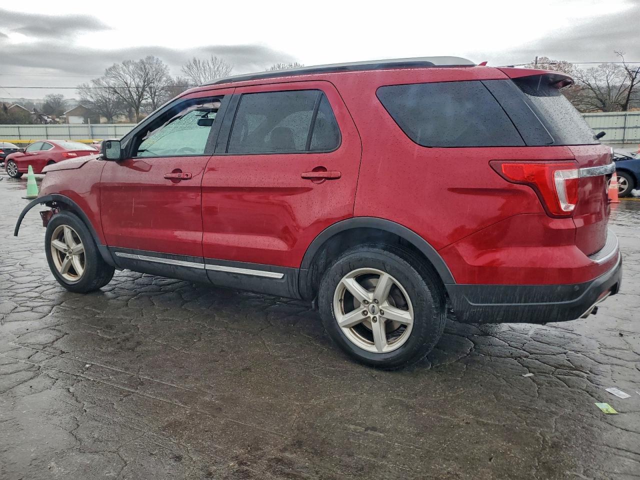 2018 Ford Explorer Xlt - Фото 2
