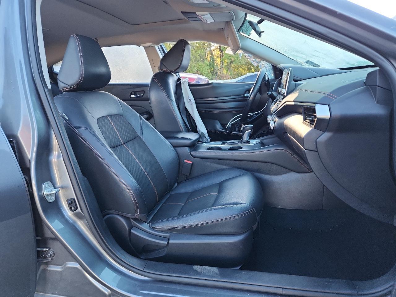 2019 Nissan Altima Sr - Image 7