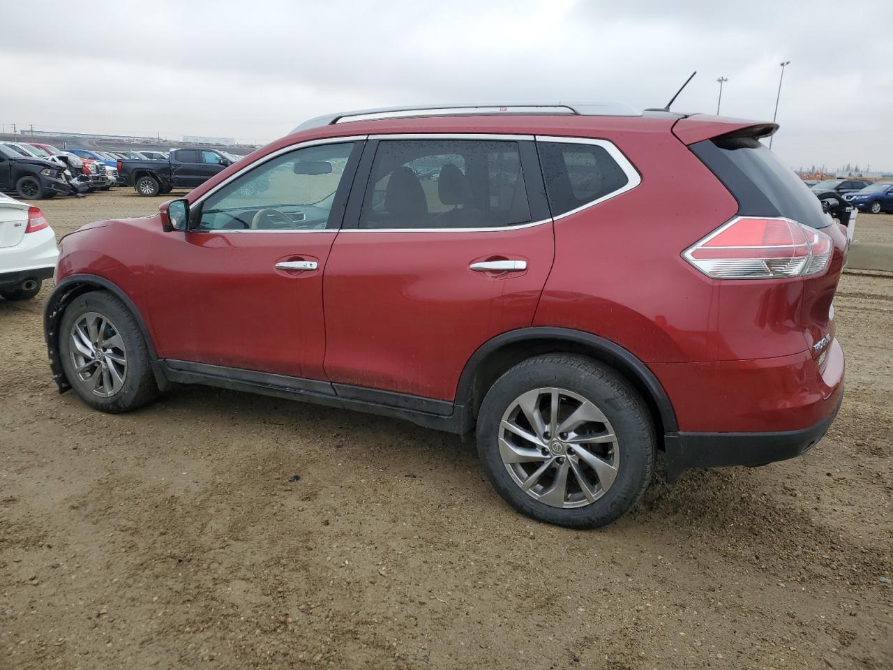 2015 Nissan Rogue S - Image 2