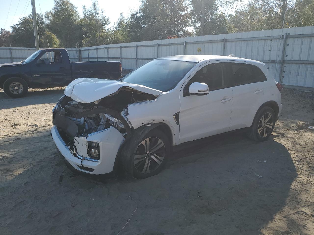 2020 Mitsubishi Outlander Sport Es