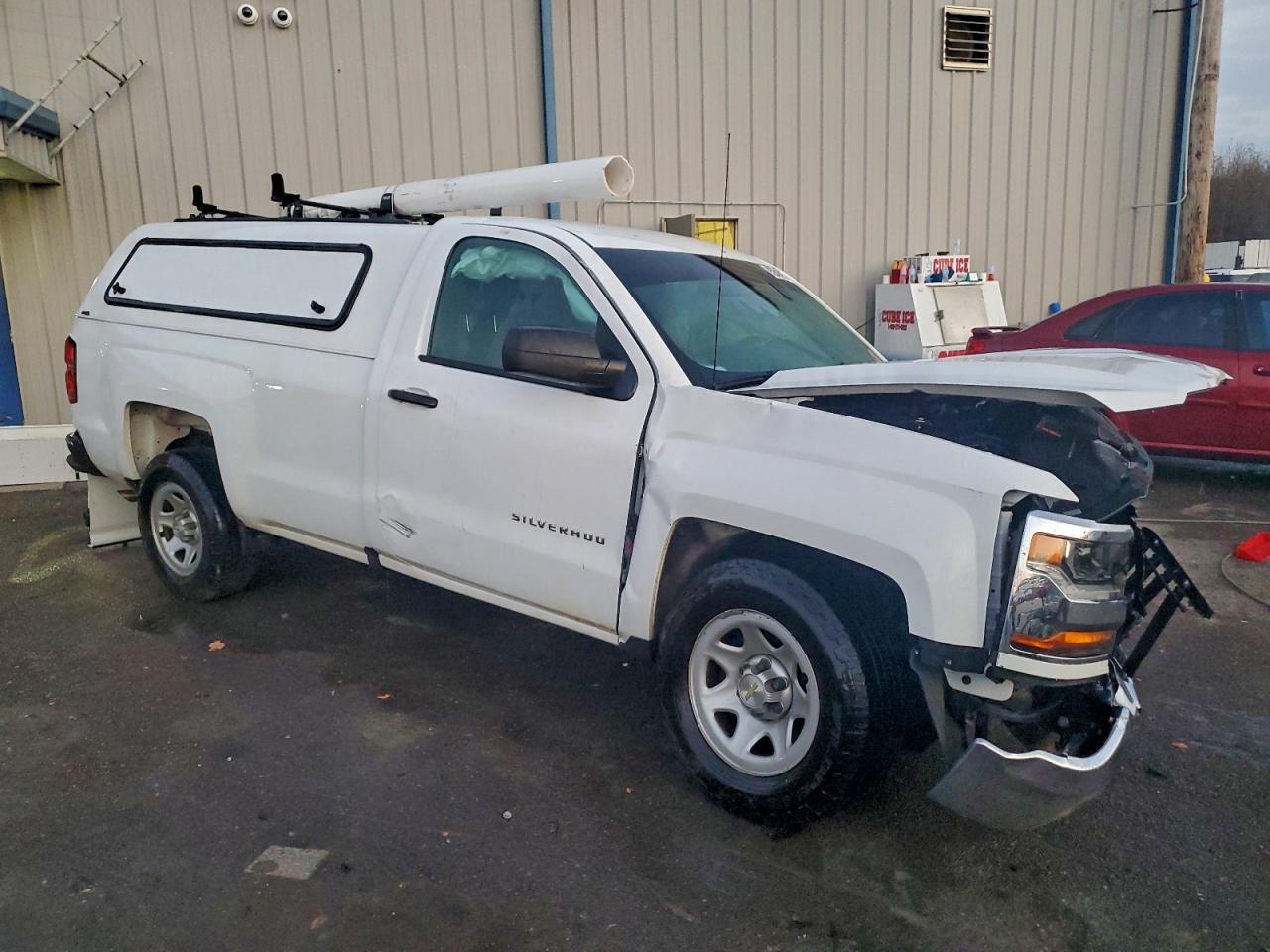 2018 Chevrolet Silverado C1500 - Фото 4