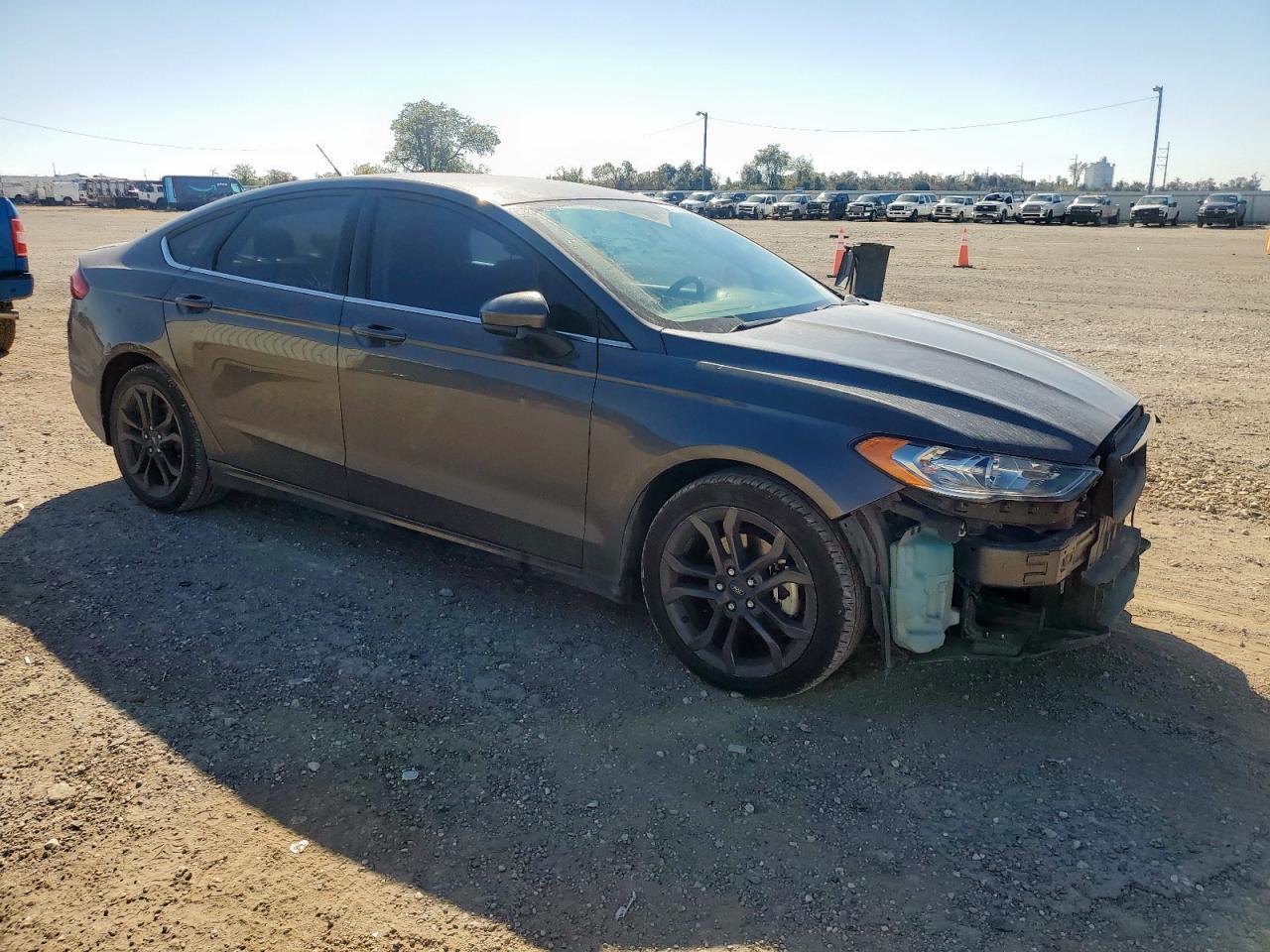 2018 Ford Fusion S - Фото 4