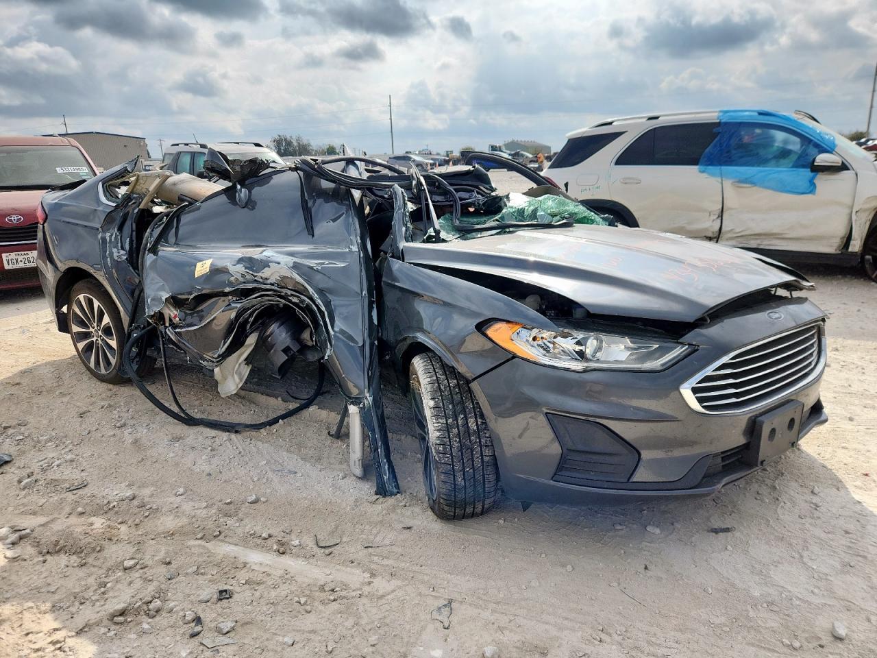 2020 Ford Fusion Se - Фото 4