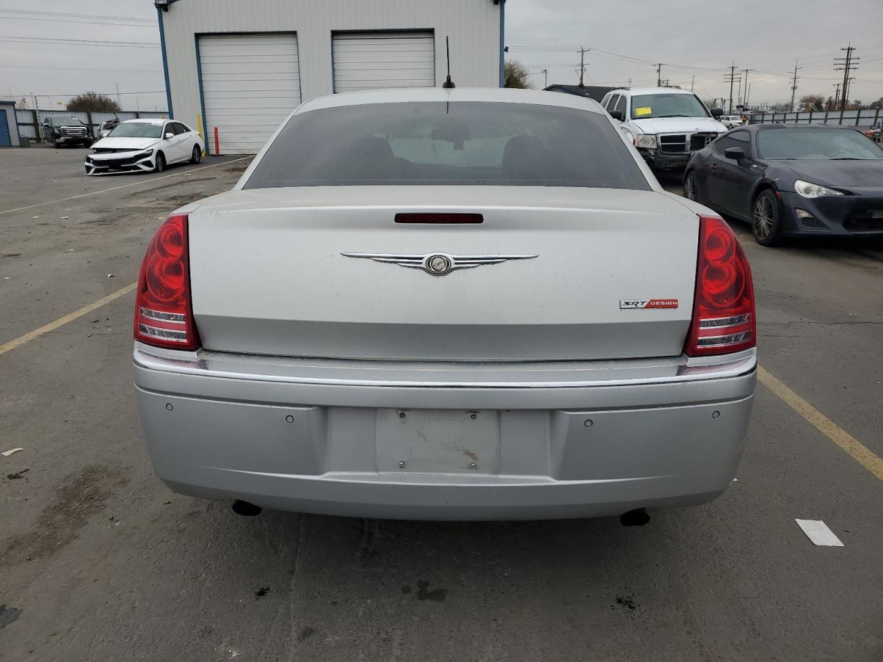 2008 Chrysler 300C - Фото 6