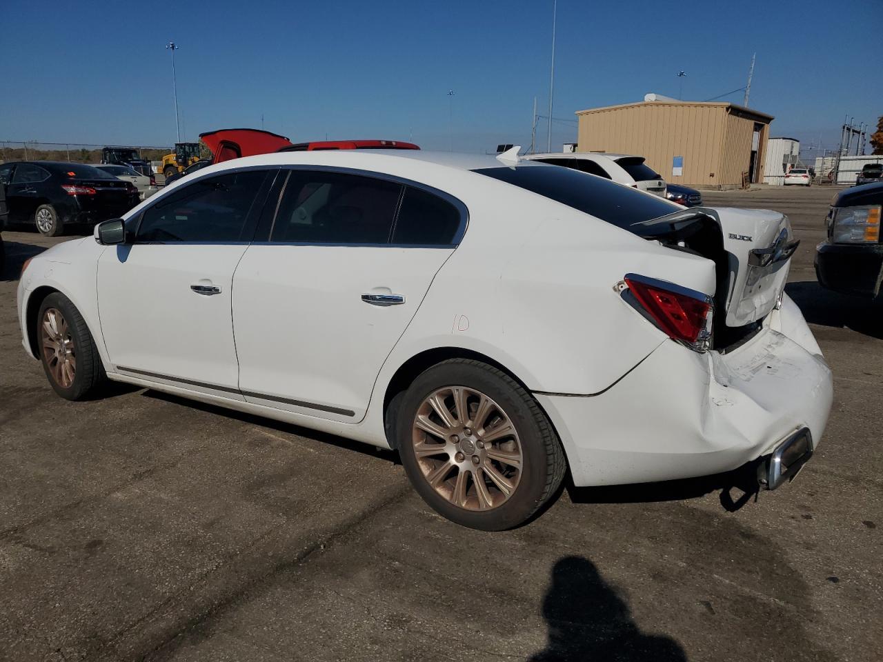 2013 Buick Lacrosse - Фото 2