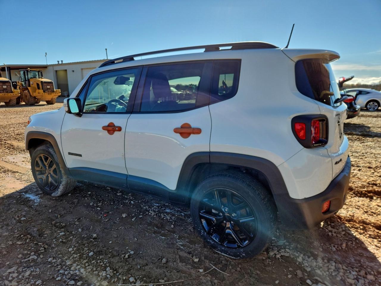 2017 Jeep Renegade Latitude - Image 2