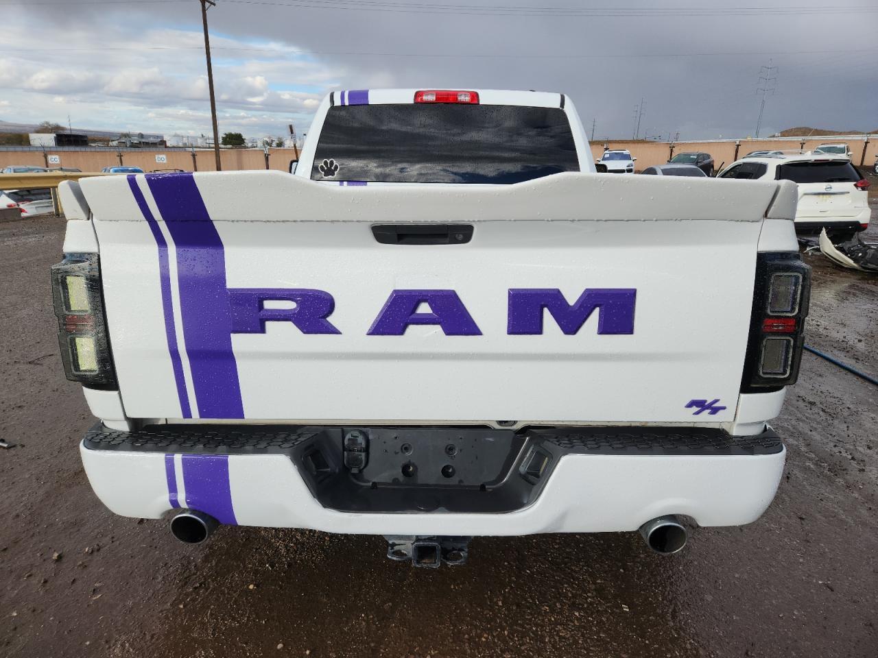 2011 Dodge Ram 1500 - Фото 6