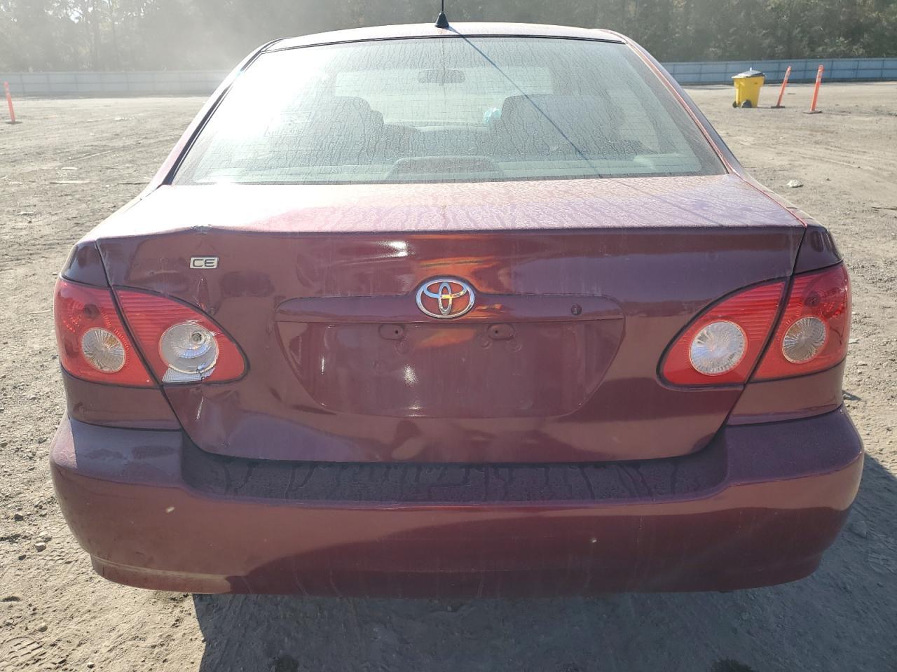 2005 Toyt Corolla Ce - Фото 6