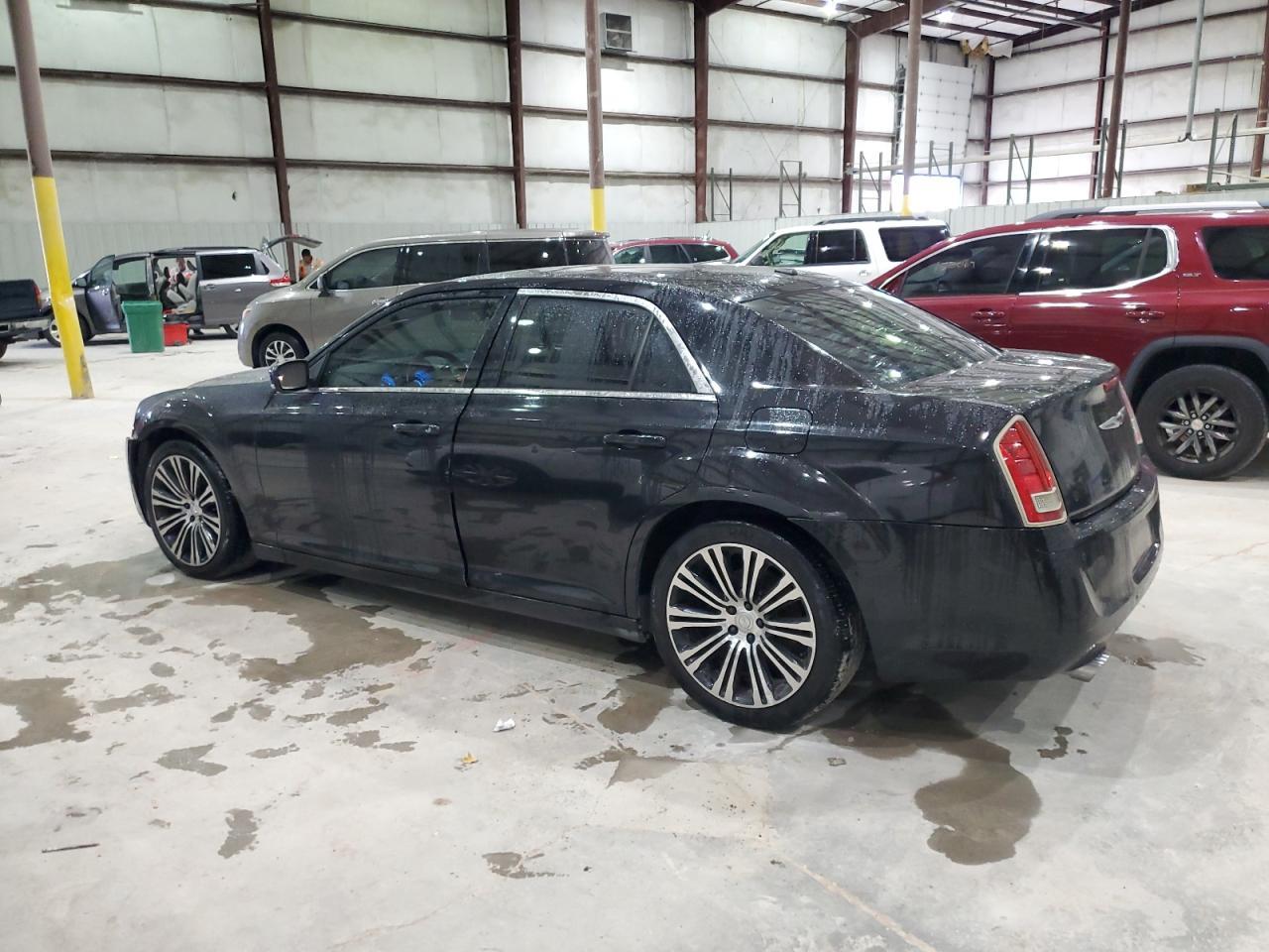 2013 Chrysler 300 S - Image 2