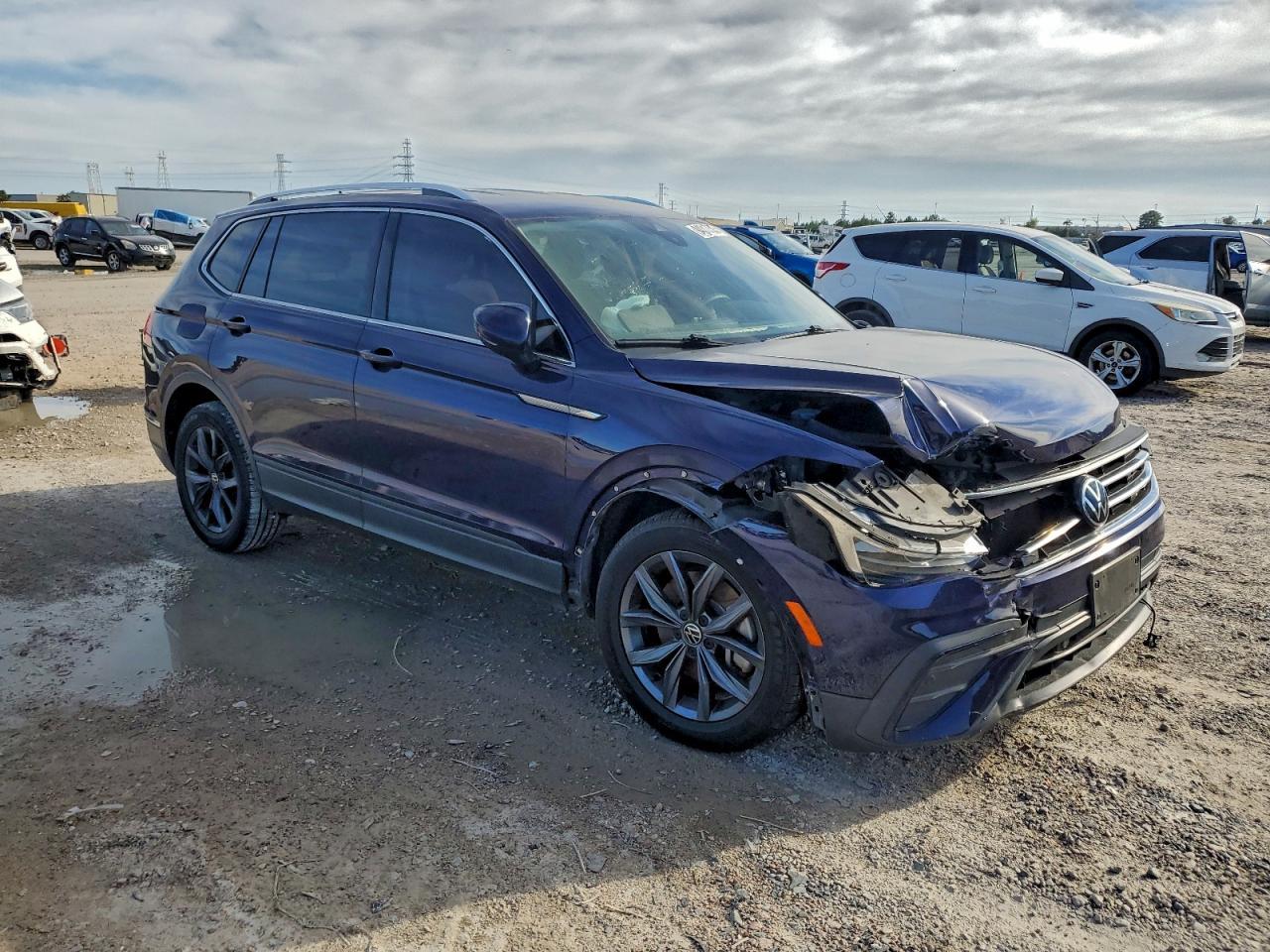 2022 Volkswagen Tiguan Se - Image 4