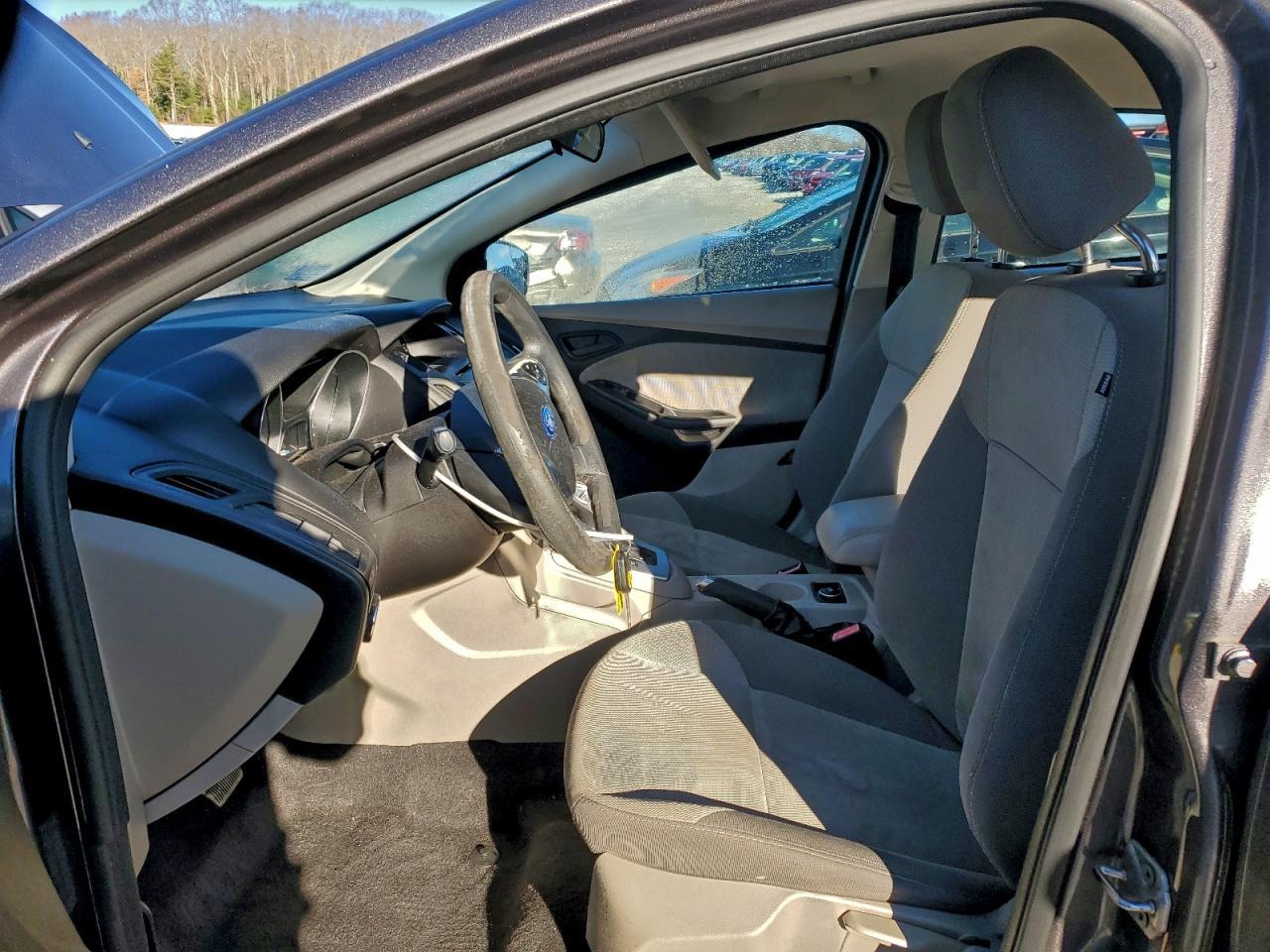 2012 Ford Focus Se - Фото 7