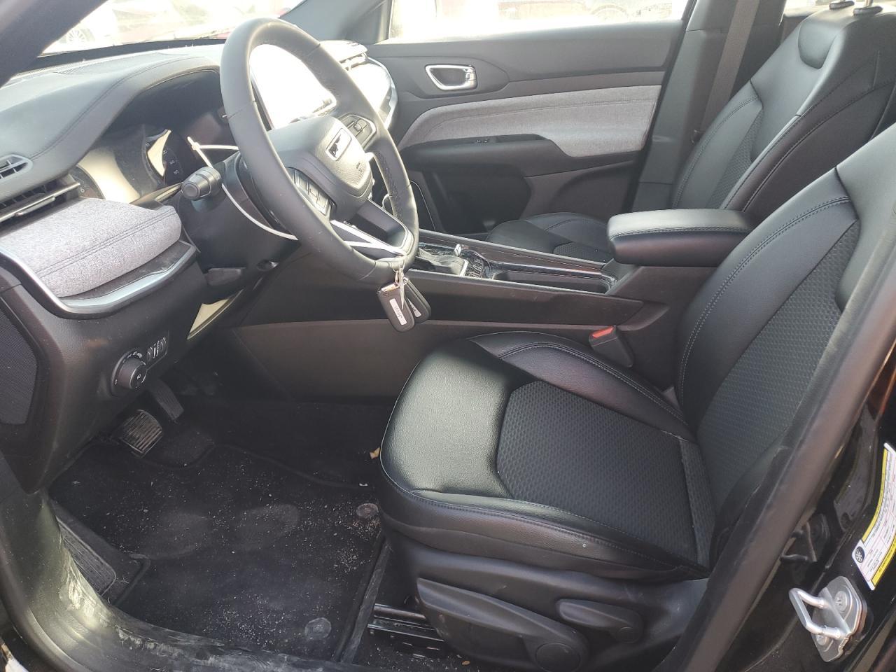 2025 Jeep Compass Latitude - Фото 7