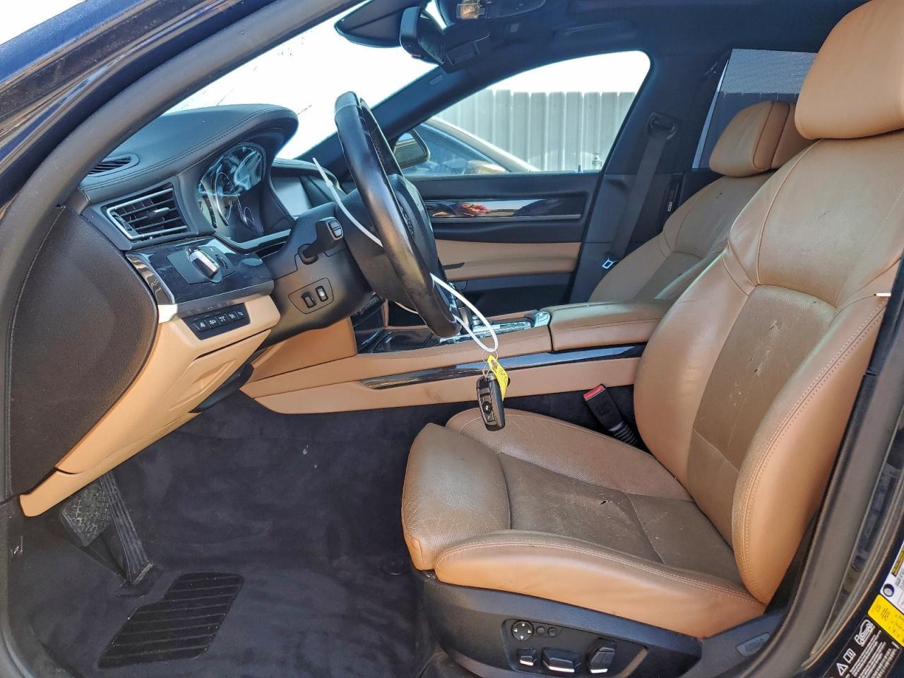 2010 BMW 750 Li xDrive - Image 7