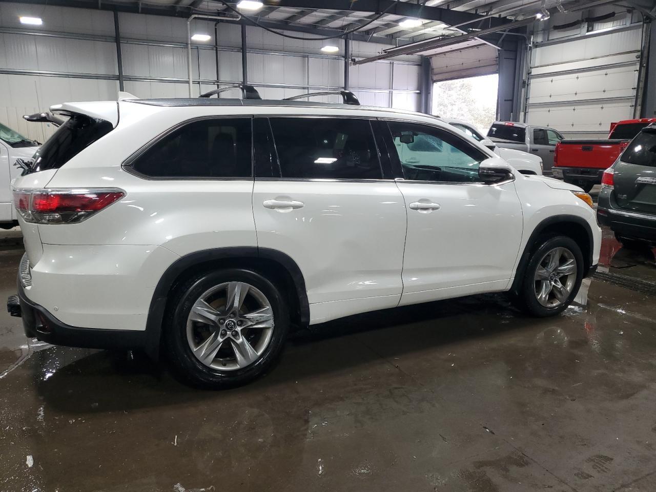 2016 Toyota Highlander Limited - Фото 3