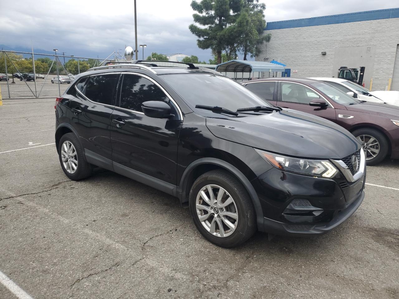 2020 Nissan Rogue Sport S - Фото 4