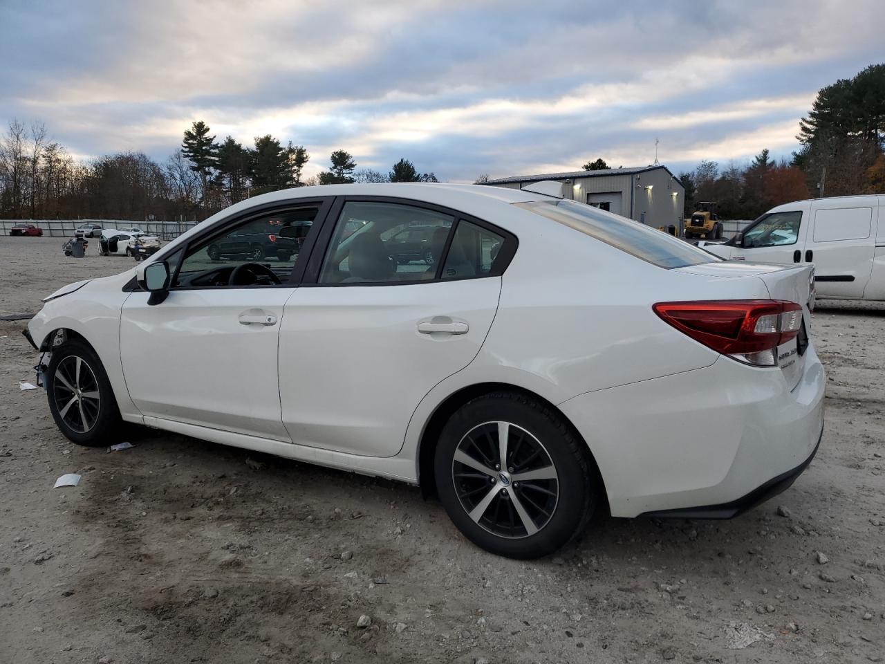 2022 Subaru Impreza Premium - Фото 2