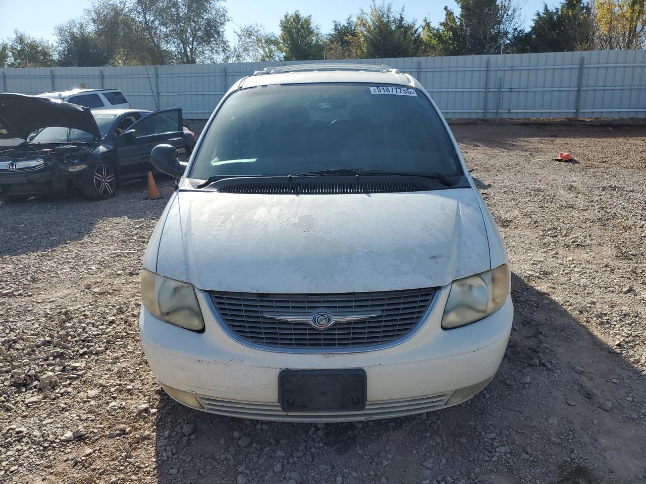 2002 Chrysler Town & Country Limited - Фото 5