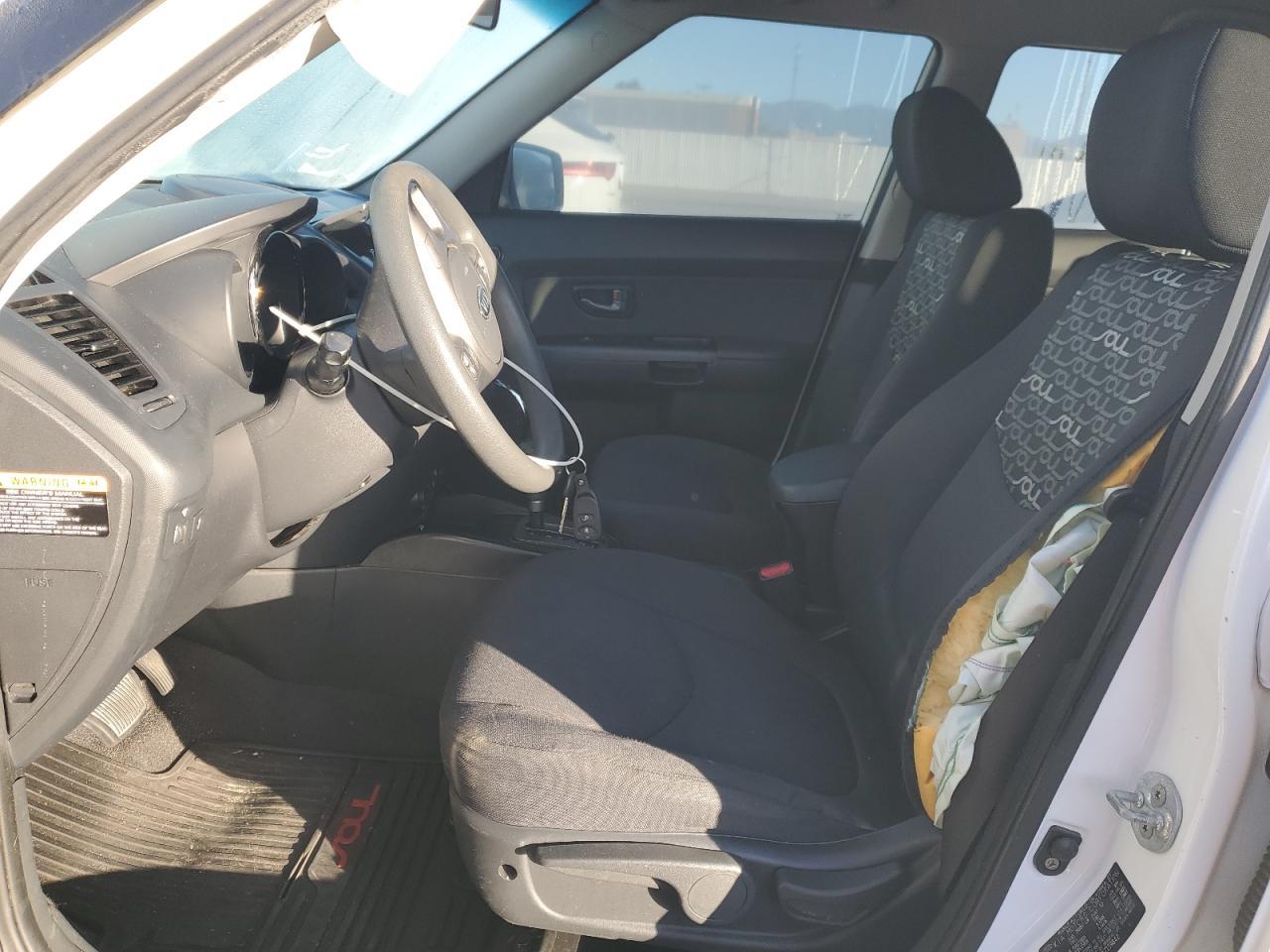 2010 Kia Soul + - Фото 7