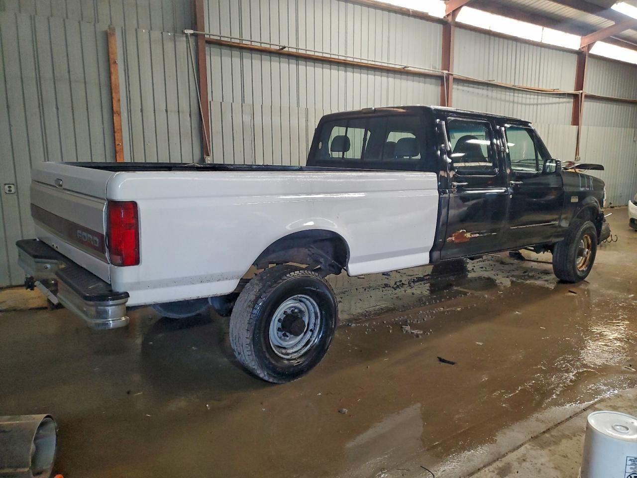1992 Ford F350 - Image 3