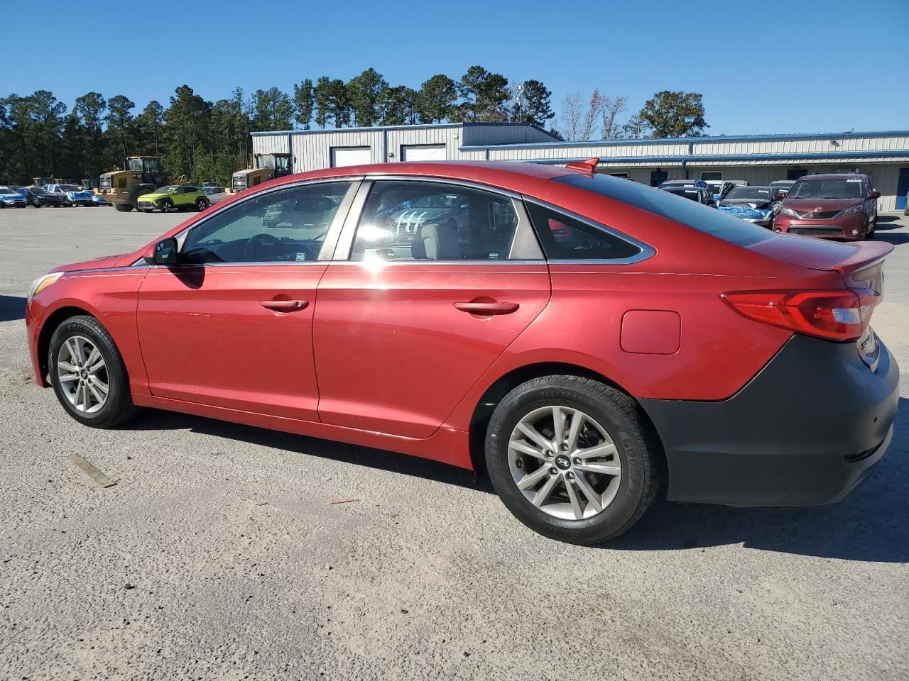 2017 Hyundai Sonata Se - Фото 2