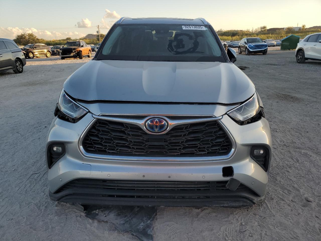 2021 Toyota Highlander Hybrid Limited - Фото 5