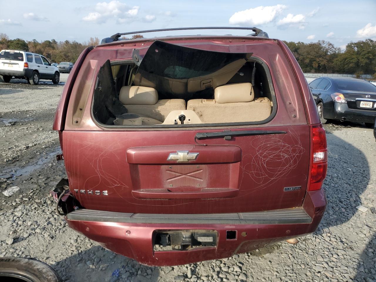 2008 Chevrolet Tahoe C1500 - Фото 6