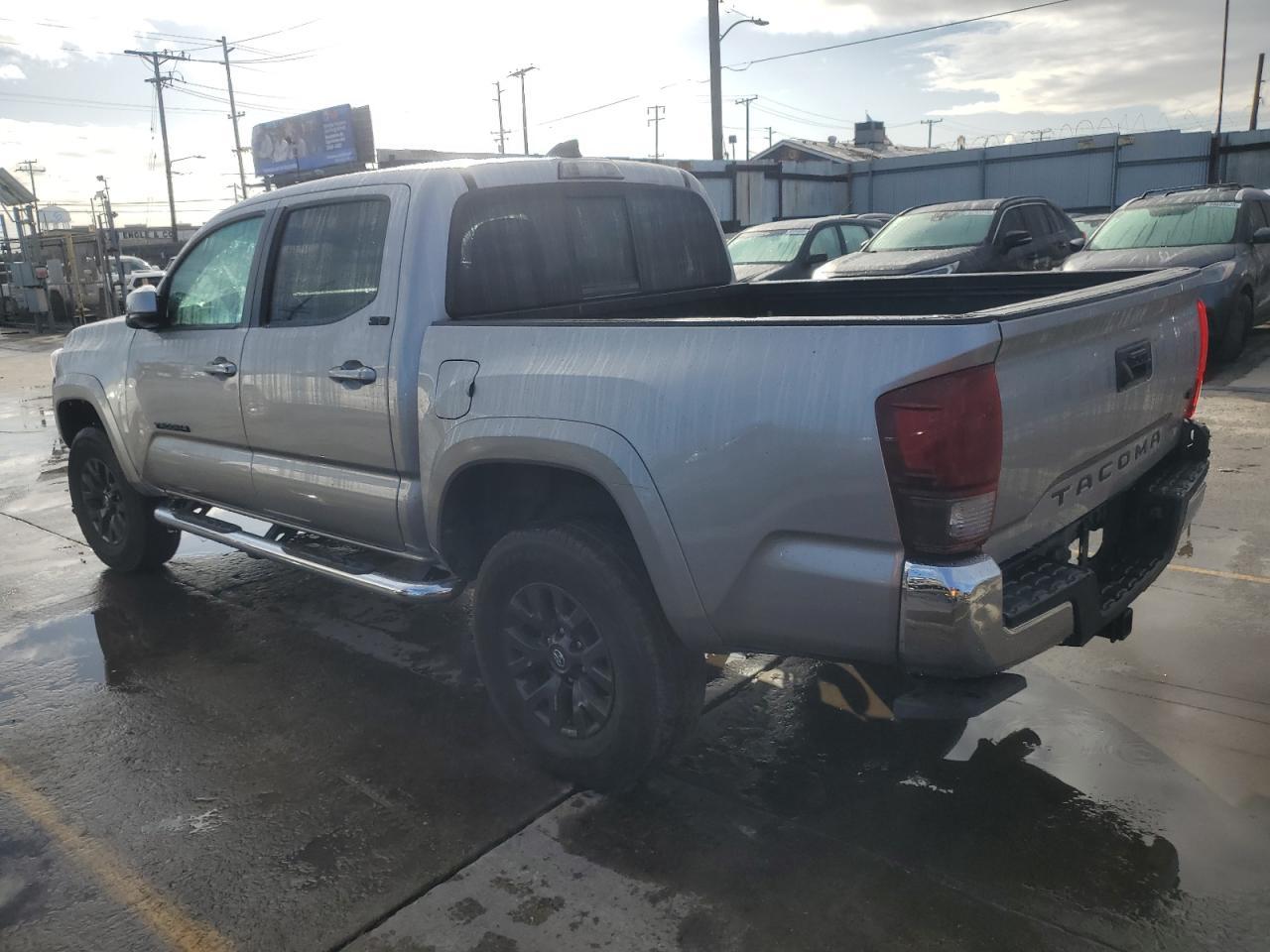 2020 Toyota Tacoma Double Cab - Фото 2