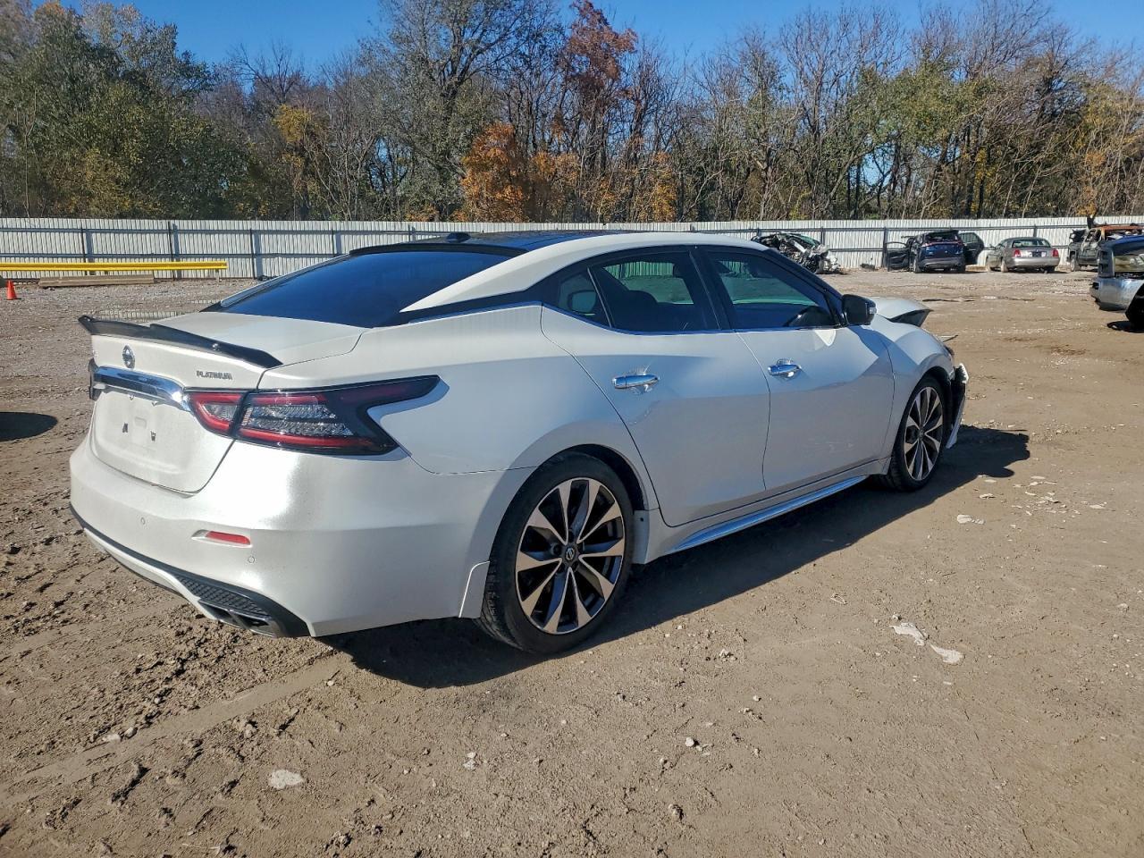 2019 Nissan Maxima S - Фото 3