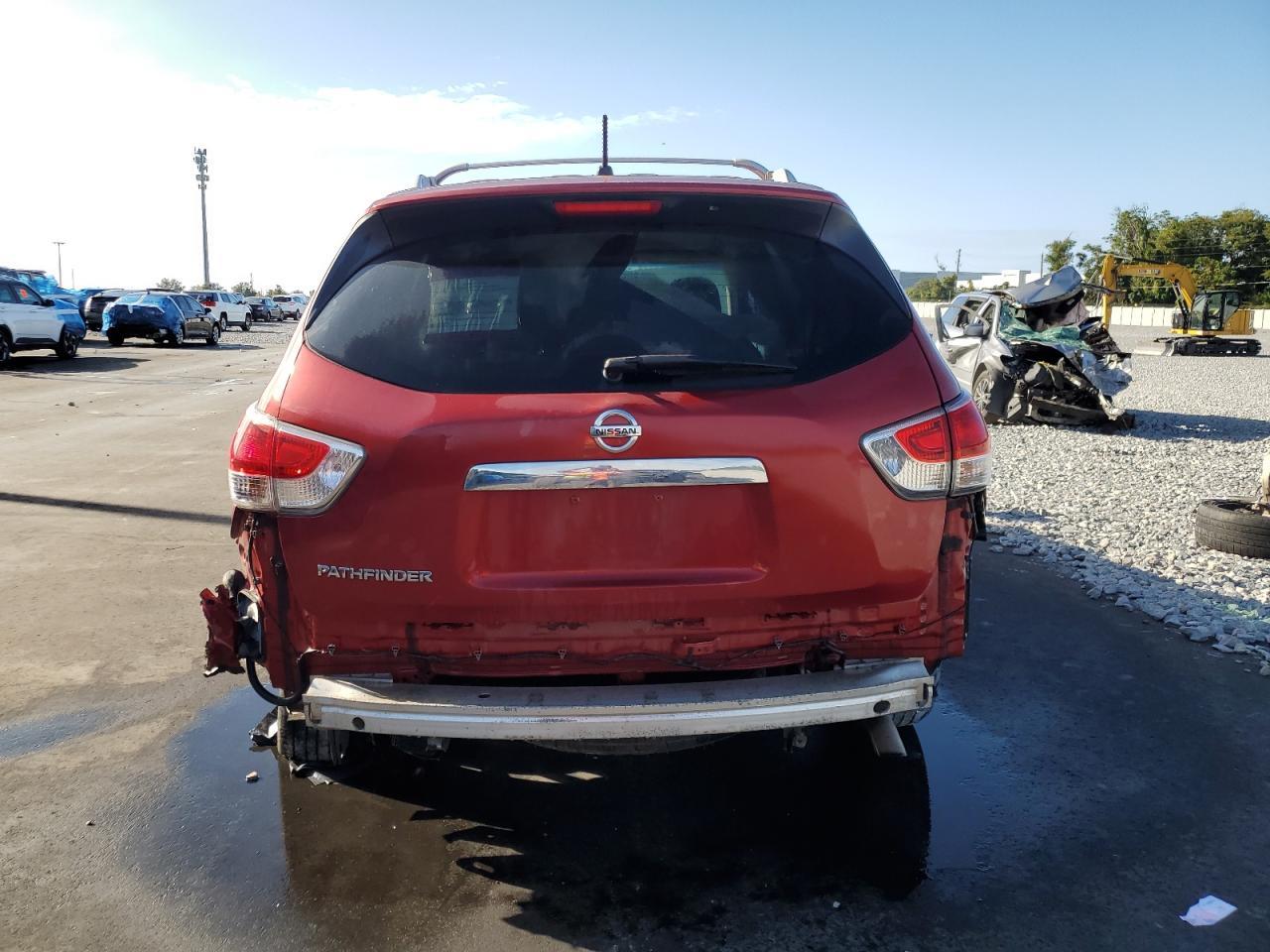 2016 Nissan Pathfinder S - Фото 6