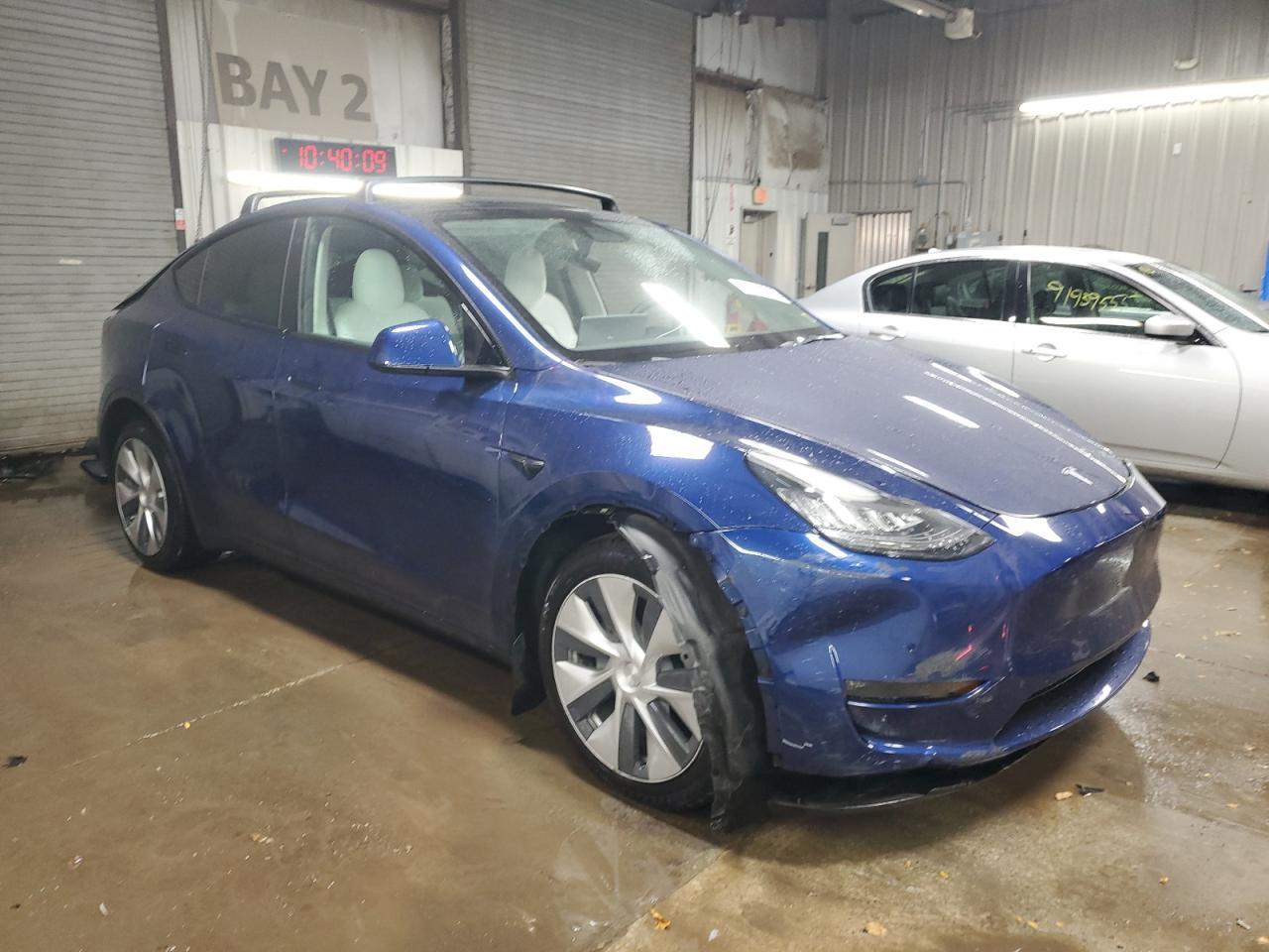 2022 Tesla Model Y - Фото 4