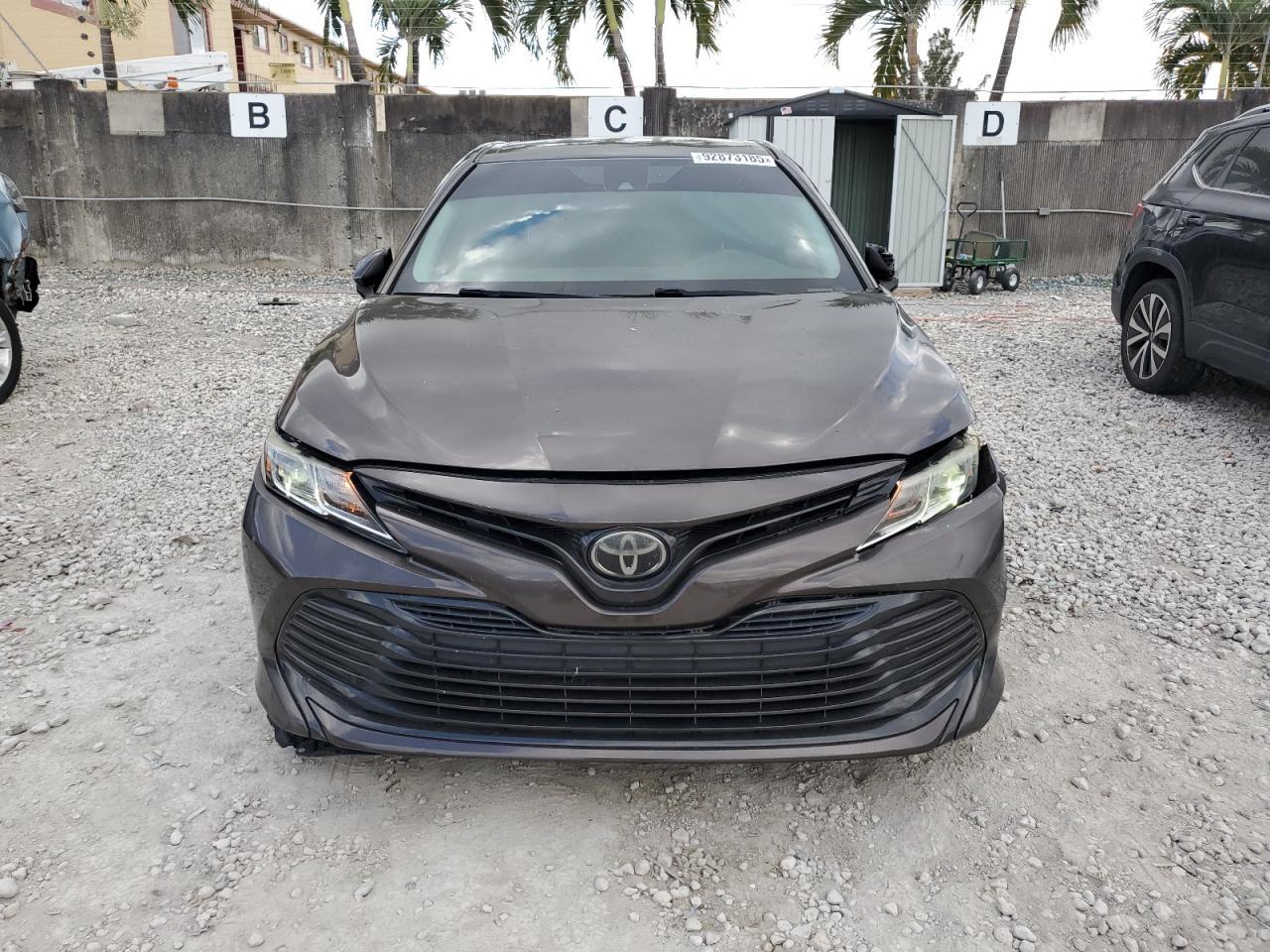 2019 Toyota Camry L - Фото 5