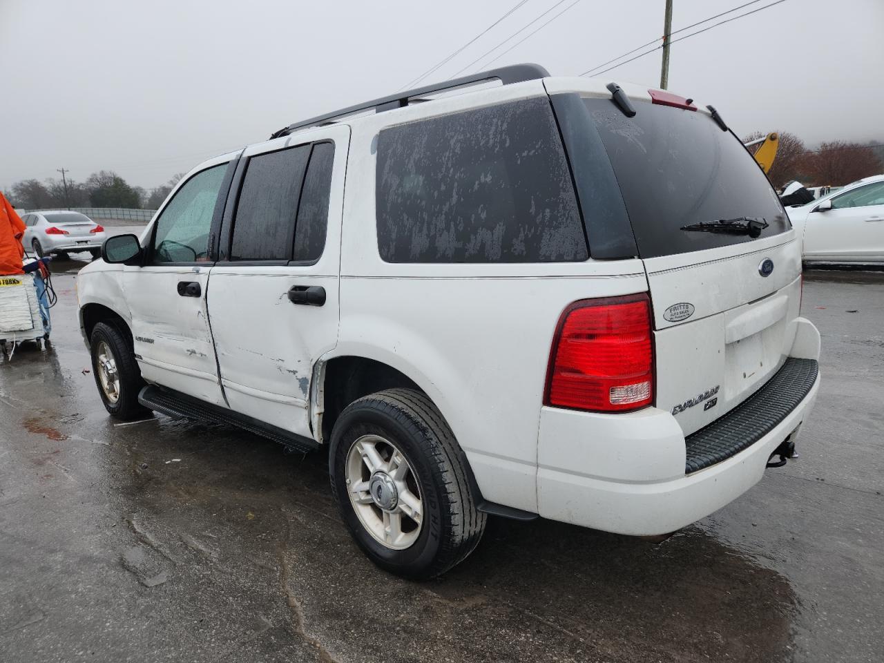 2004 Ford Explorer Xlt - Фото 2