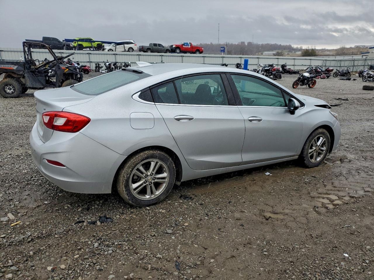 2016 Chevrolet Cruze Lt - Фото 3