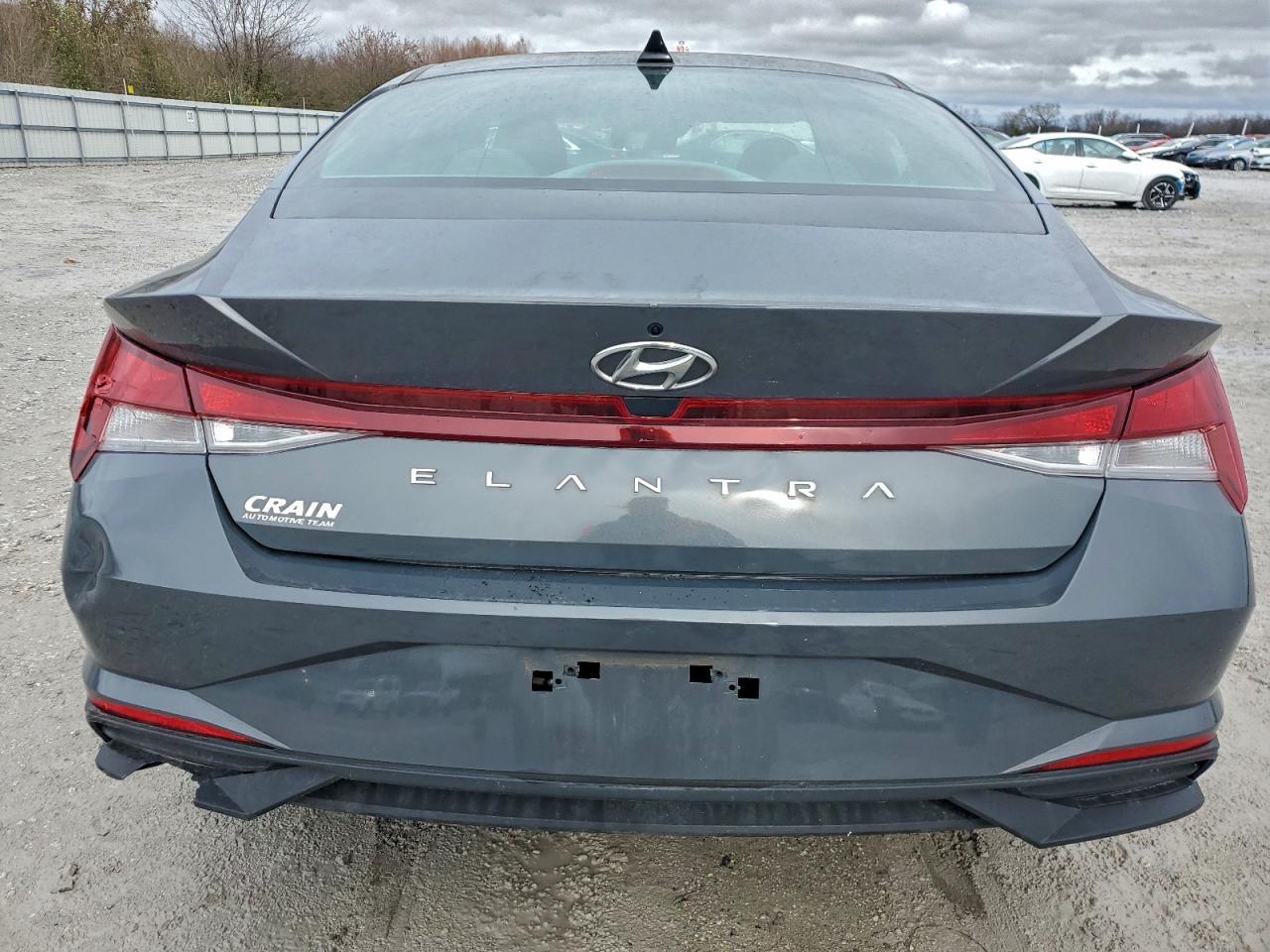 2023 Hyundai Elantra Se - Image 6