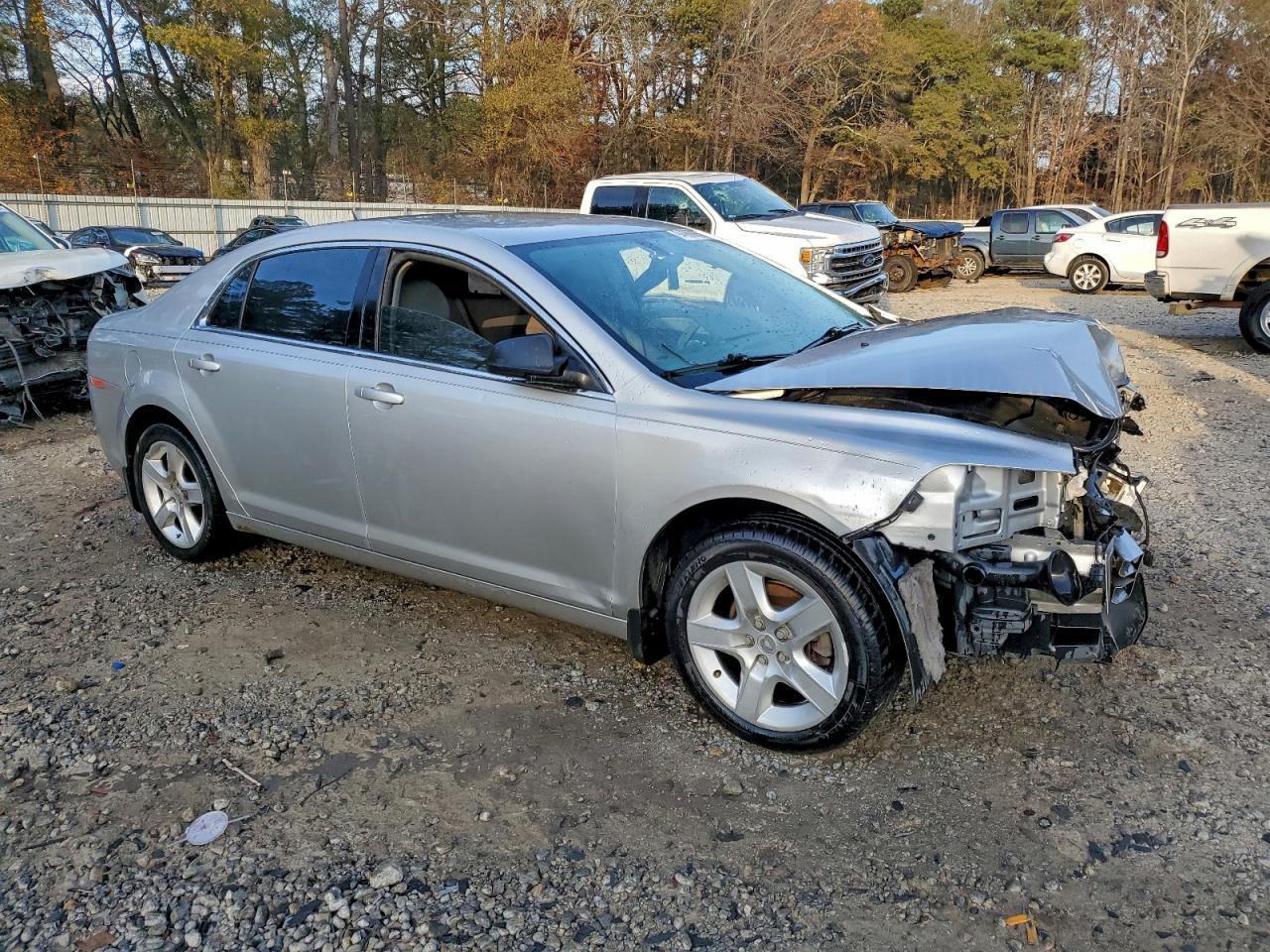 2011 Chevrolet Malibu Ls - Фото 4