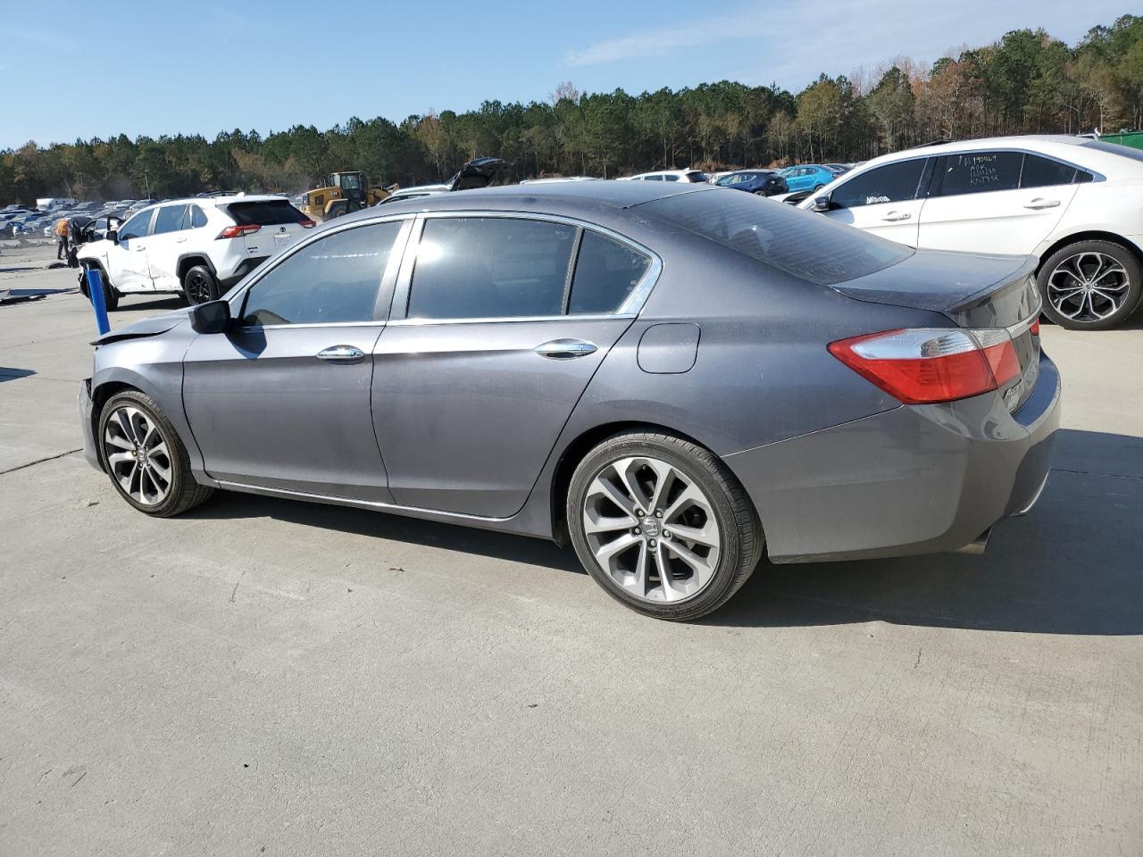 2013 Honda Accord Sport - Image 2