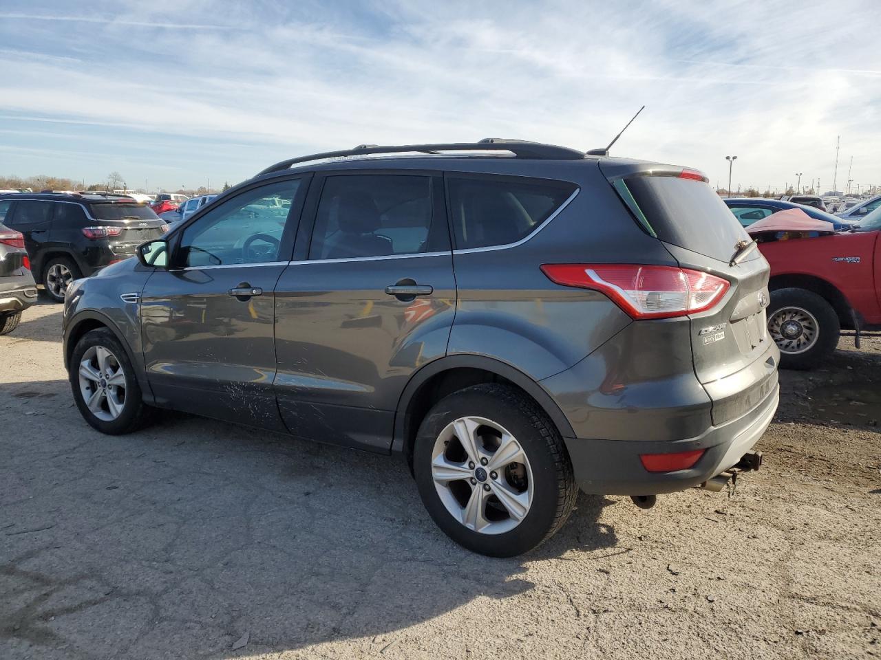 2016 Ford Escape Se - Фото 2