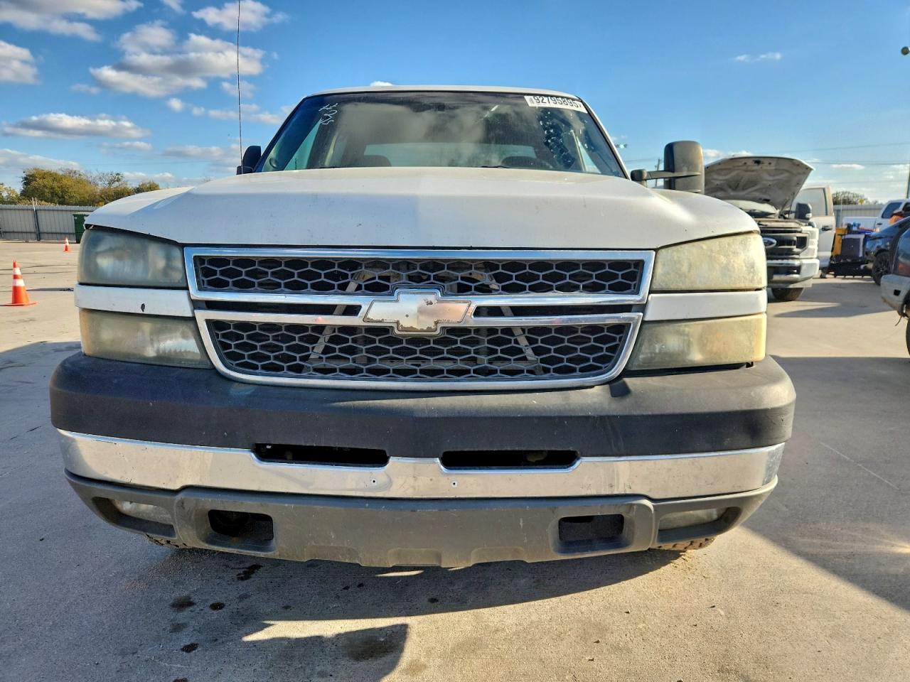2005 Chevrolet Silverado K2500 Heavy Duty - Фото 5