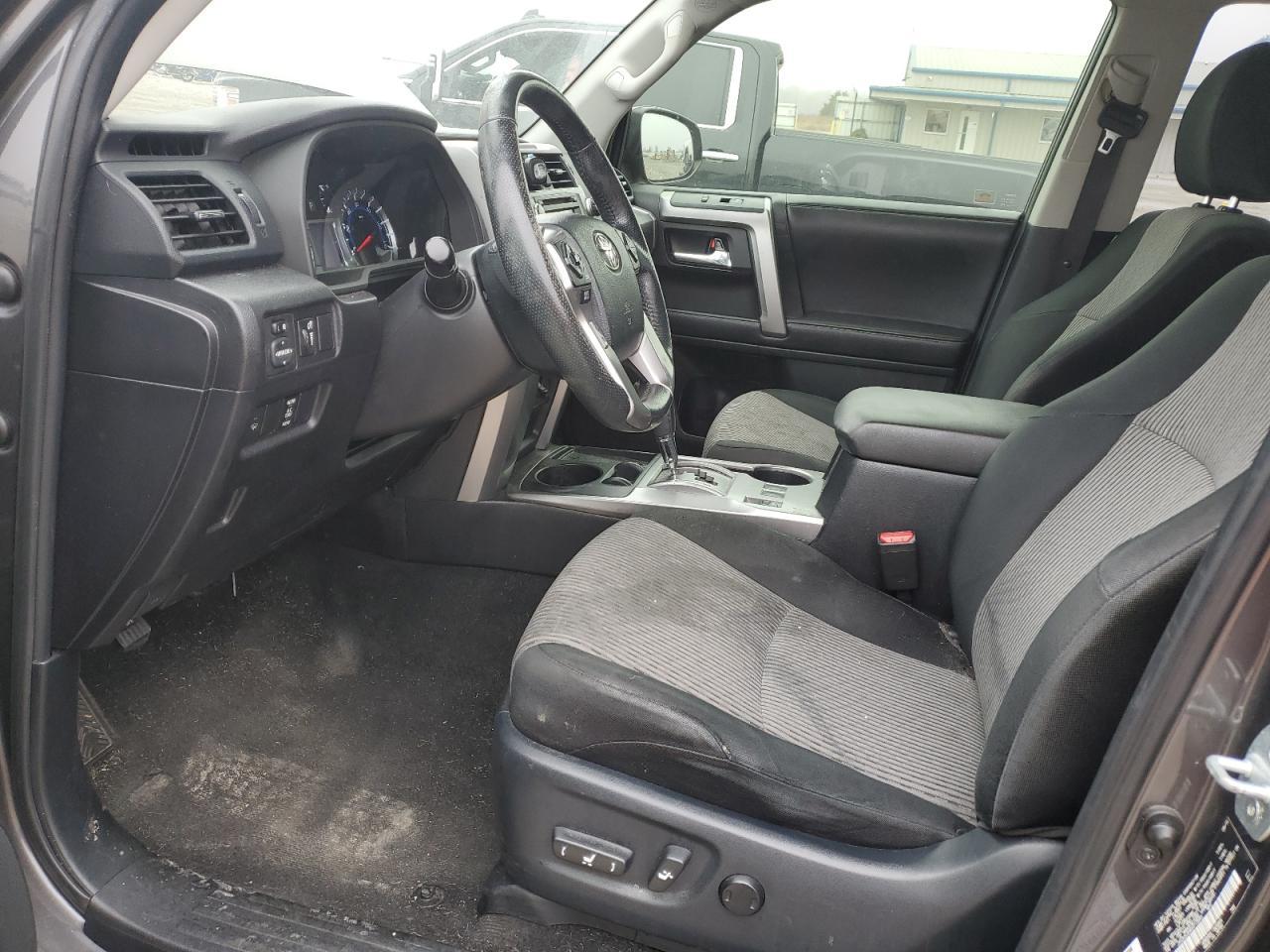 2016 Toyota 4Runner Sr5 - Image 7