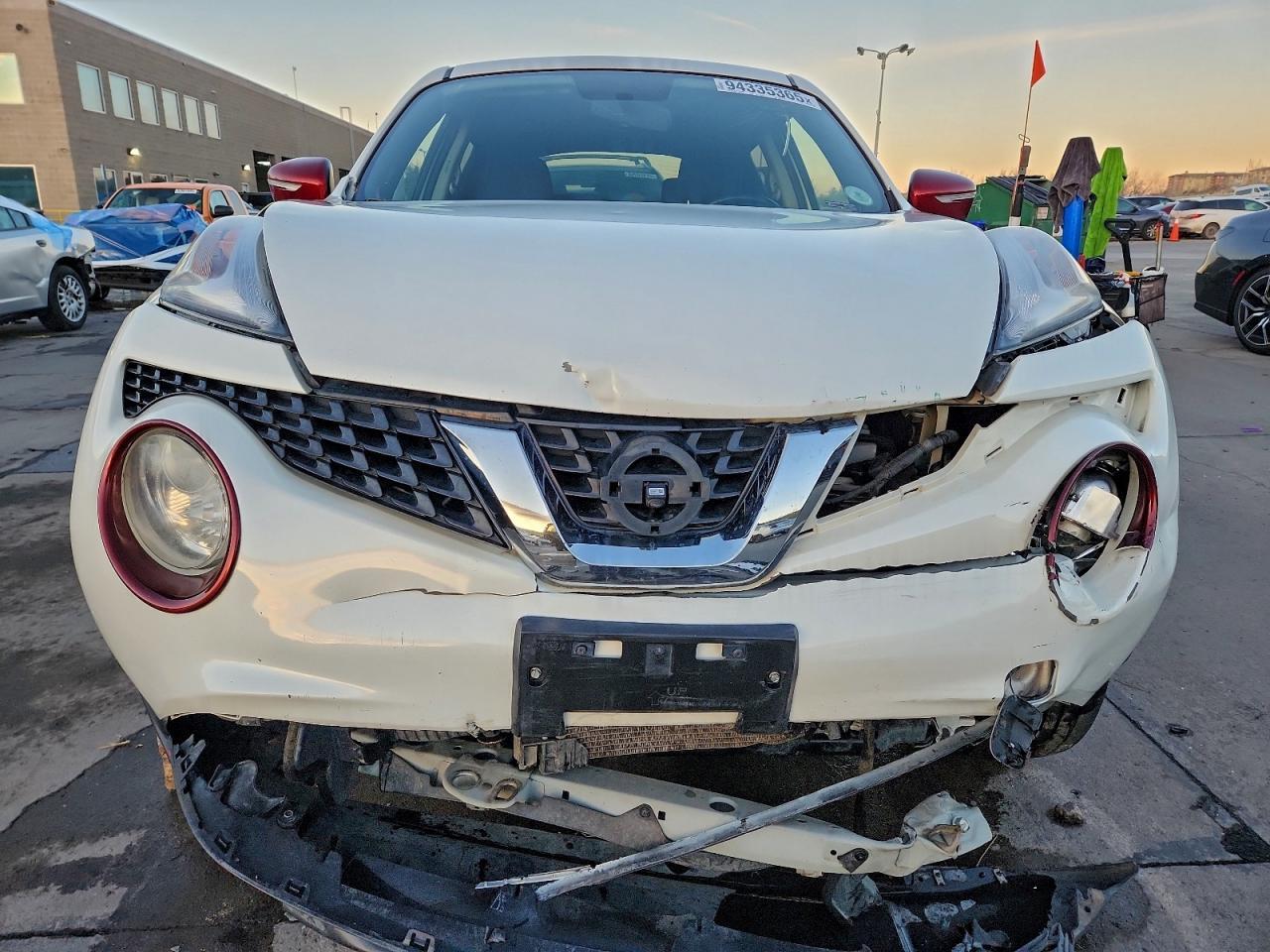 2015 Nissan Juke S - Фото 5