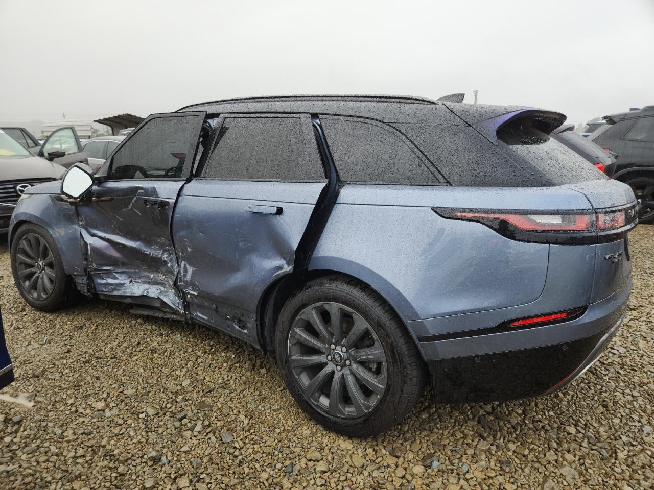 2018 Land Rover Range Rover Velar R-Dynamic Se - Image 2